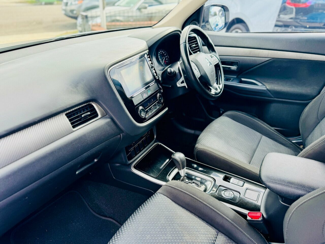 2018 MITSUBISHI OUTLANDER LS 7 SEAT (AWD) ZL MY18.5 AUTOMATIC 4D WAGON