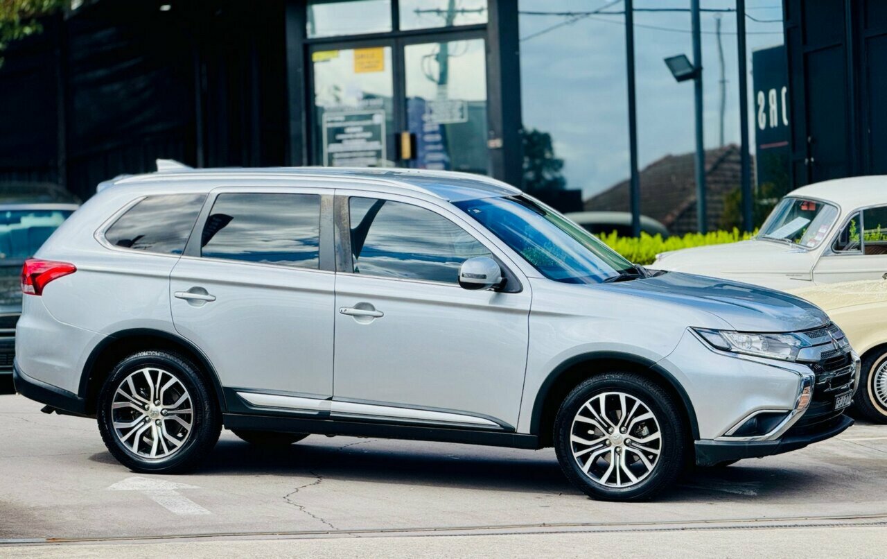 2018 MITSUBISHI OUTLANDER LS 7 SEAT (AWD) ZL MY18.5 AUTOMATIC 4D WAGON