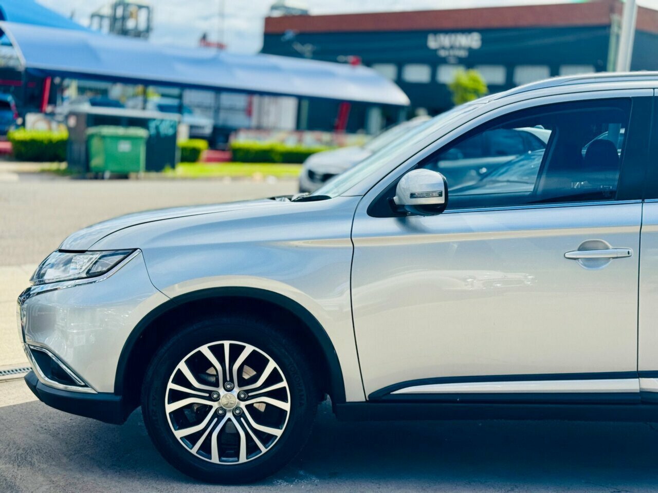 2018 MITSUBISHI OUTLANDER LS 7 SEAT (AWD) ZL MY18.5 AUTOMATIC 4D WAGON