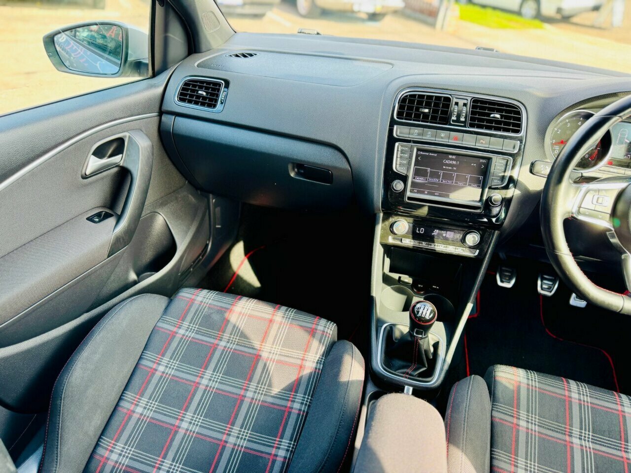 2015 VOLKSWAGEN POLO GTI 6R MY15 MANUAL 5D HATCHBACK