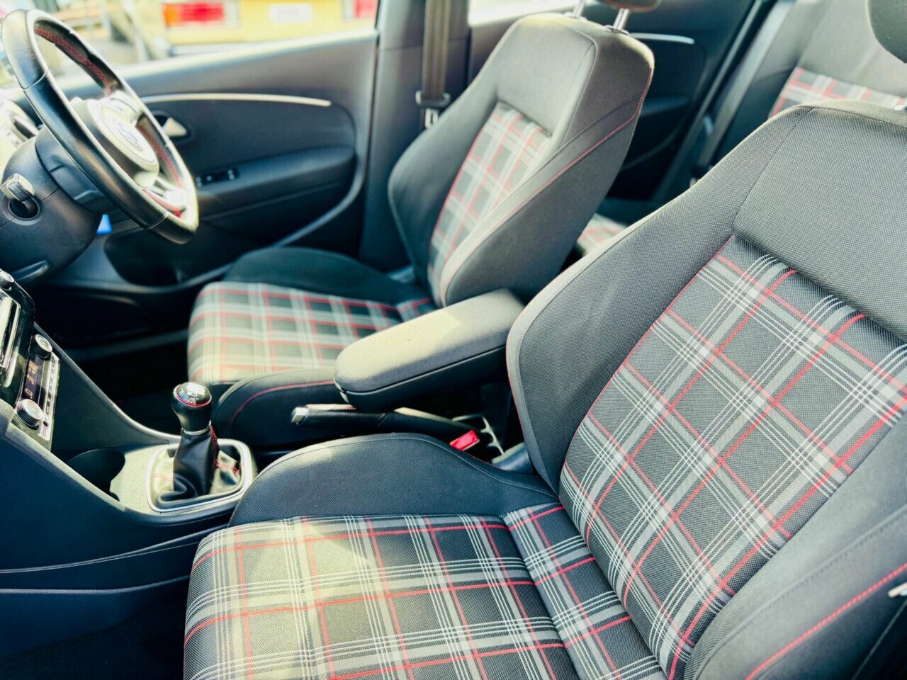 2015 VOLKSWAGEN POLO GTI 6R MY15 MANUAL 5D HATCHBACK