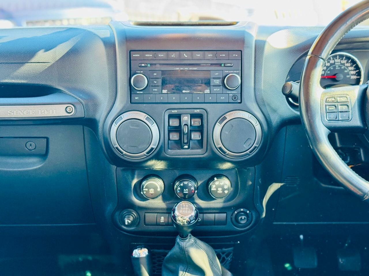 2013 JEEP WRANGLER UNLIMITED SPORT (4X4) JK MY13 MANUAL 4D SOFTTOP
