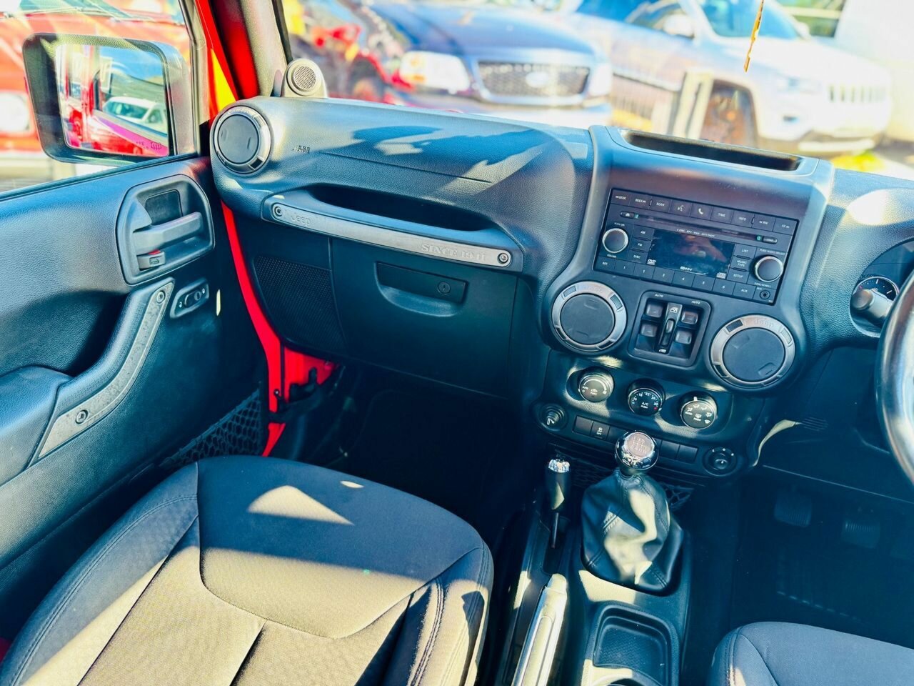 2013 JEEP WRANGLER UNLIMITED SPORT (4X4) JK MY13 MANUAL 4D SOFTTOP