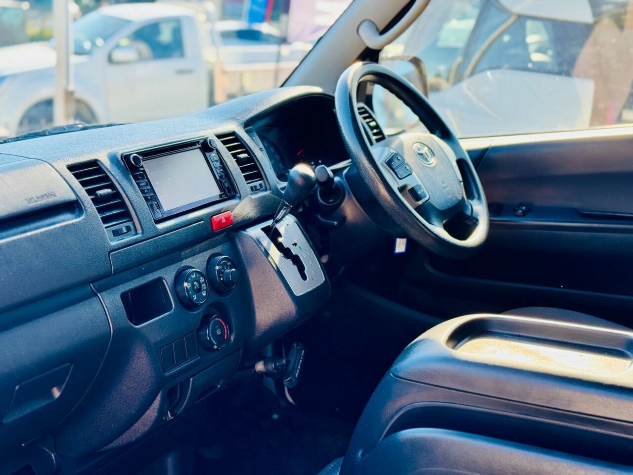 2017 TOYOTA HIACE LWB KDH201R MY16 AUTOMATIC 4D VAN