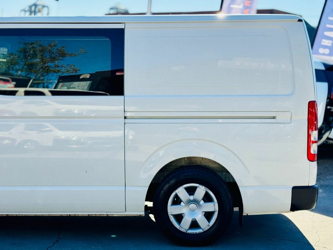 2017 TOYOTA HIACE LWB KDH201R MY16 AUTOMATIC 4D VAN