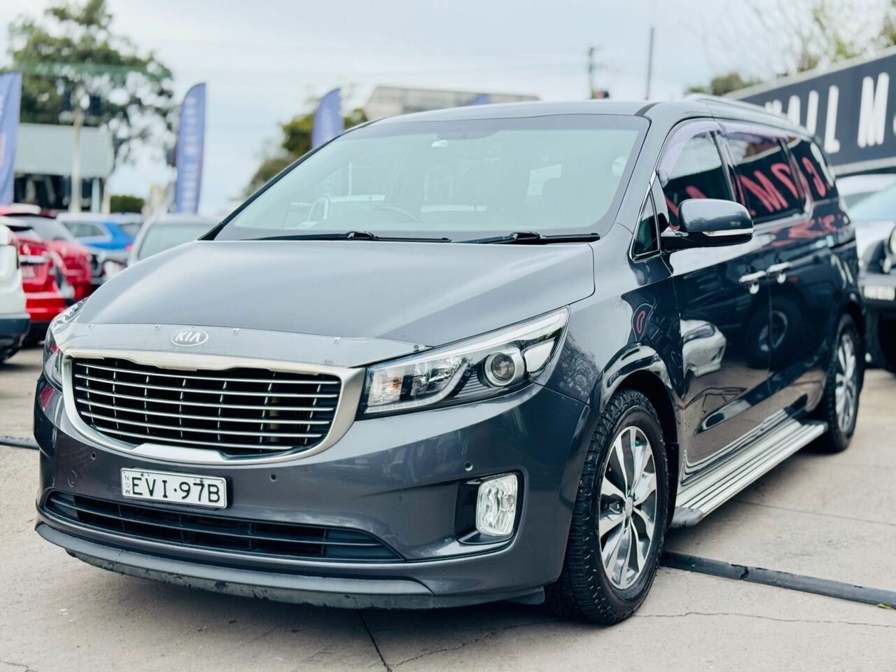 2017 KIA CARNIVAL SLI YP MY17 AUTOMATIC 4D WAGON