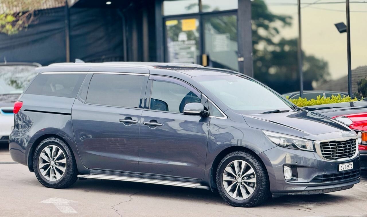 2017 KIA CARNIVAL SLI YP MY17 AUTOMATIC 4D WAGON