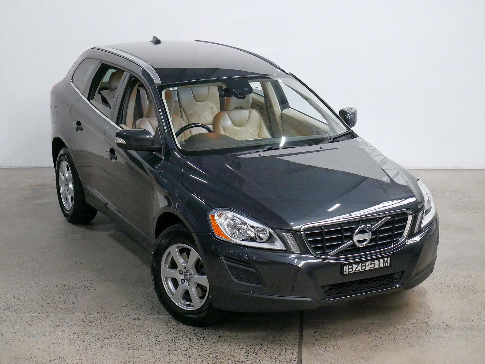 2011 VOLVO XC60 DZ MY11 3.2 6 SP AUTOMATIC GEARTRONIC 4D WAGON