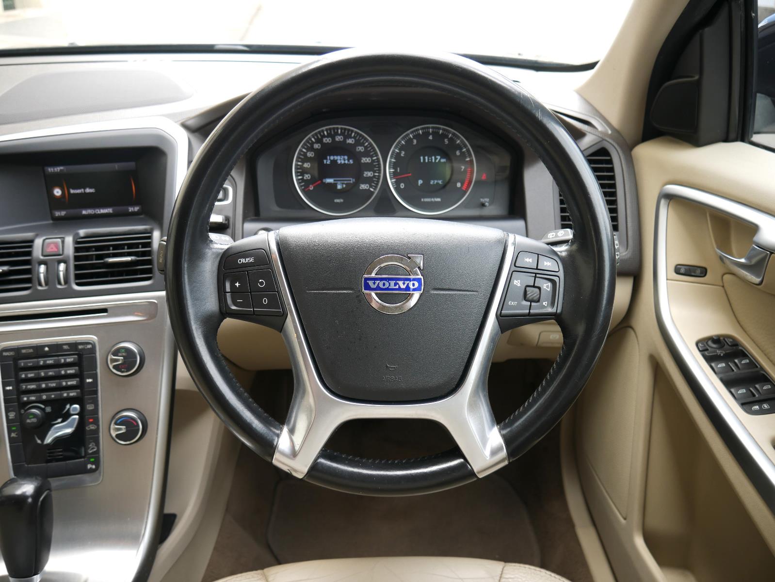 2011 VOLVO XC60 DZ MY11 3.2 6 SP AUTOMATIC GEARTRONIC 4D WAGON