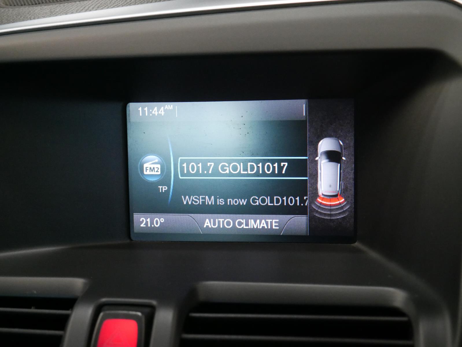 2011 VOLVO XC60 DZ MY11 3.2 6 SP AUTOMATIC GEARTRONIC 4D WAGON