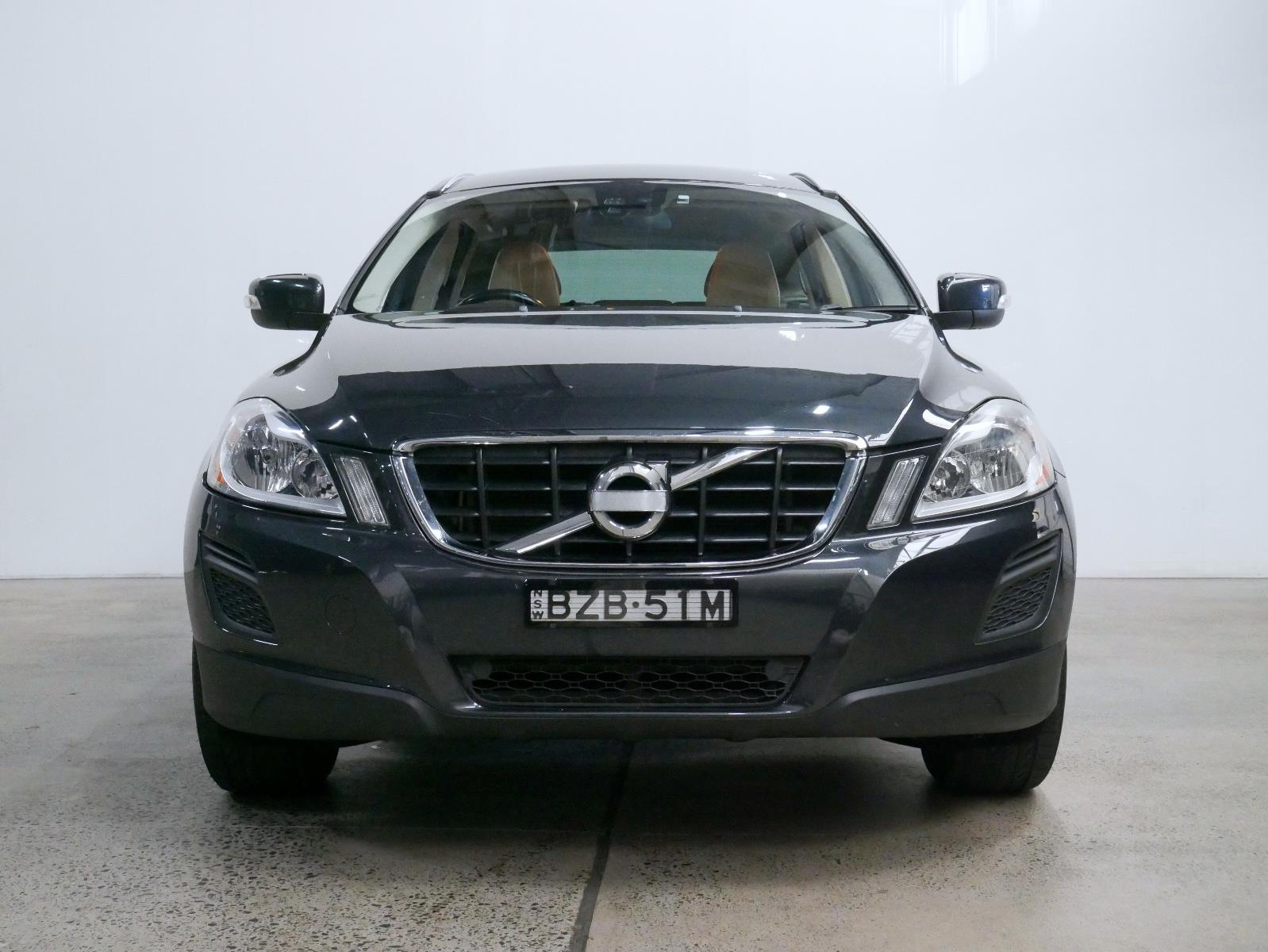 2011 VOLVO XC60 DZ MY11 3.2 6 SP AUTOMATIC GEARTRONIC 4D WAGON