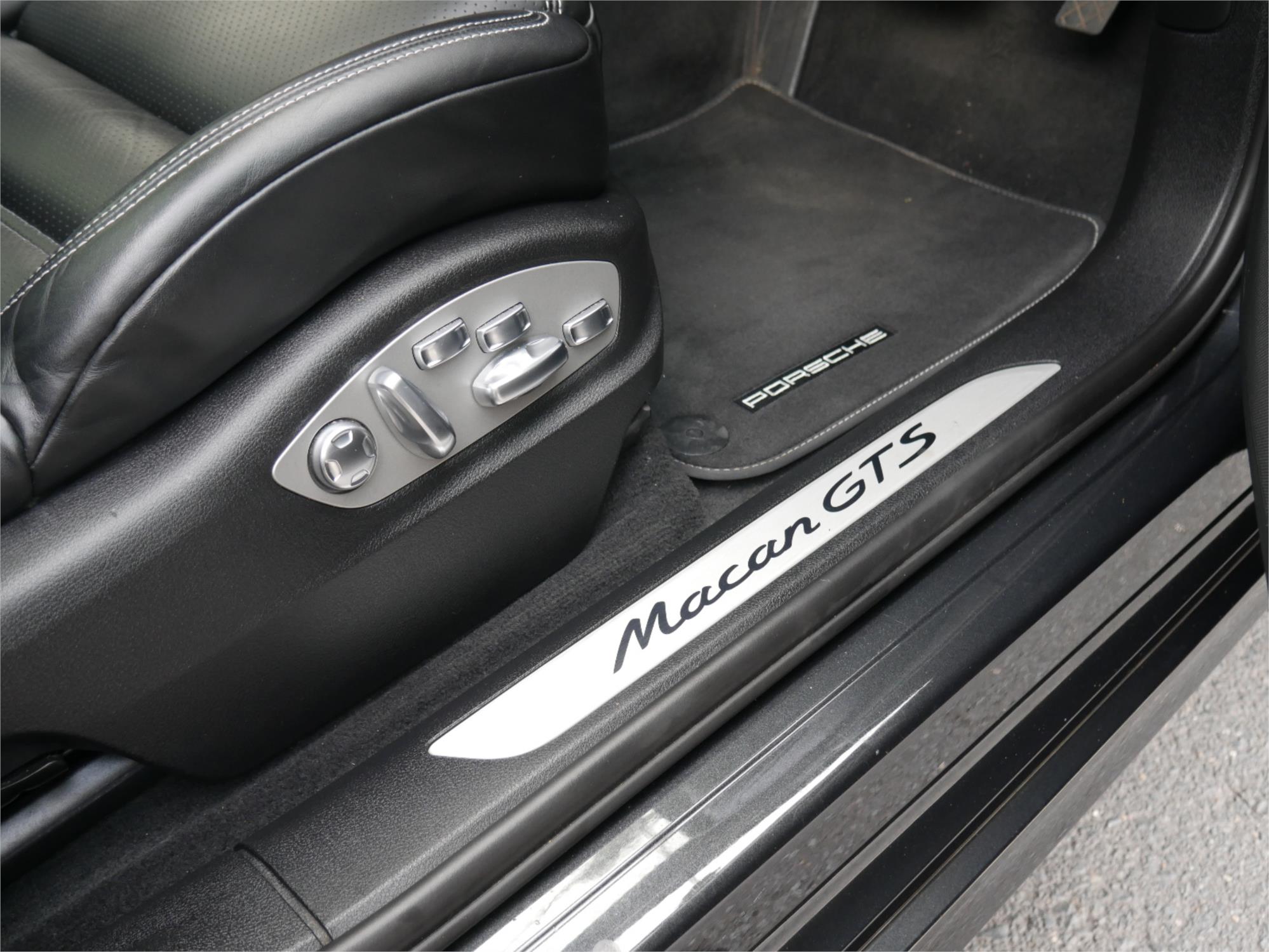 2018 PORSCHE MACAN 95B MY18 GTS 7 SP AUTO DUAL CLUTCH 4D WAGON