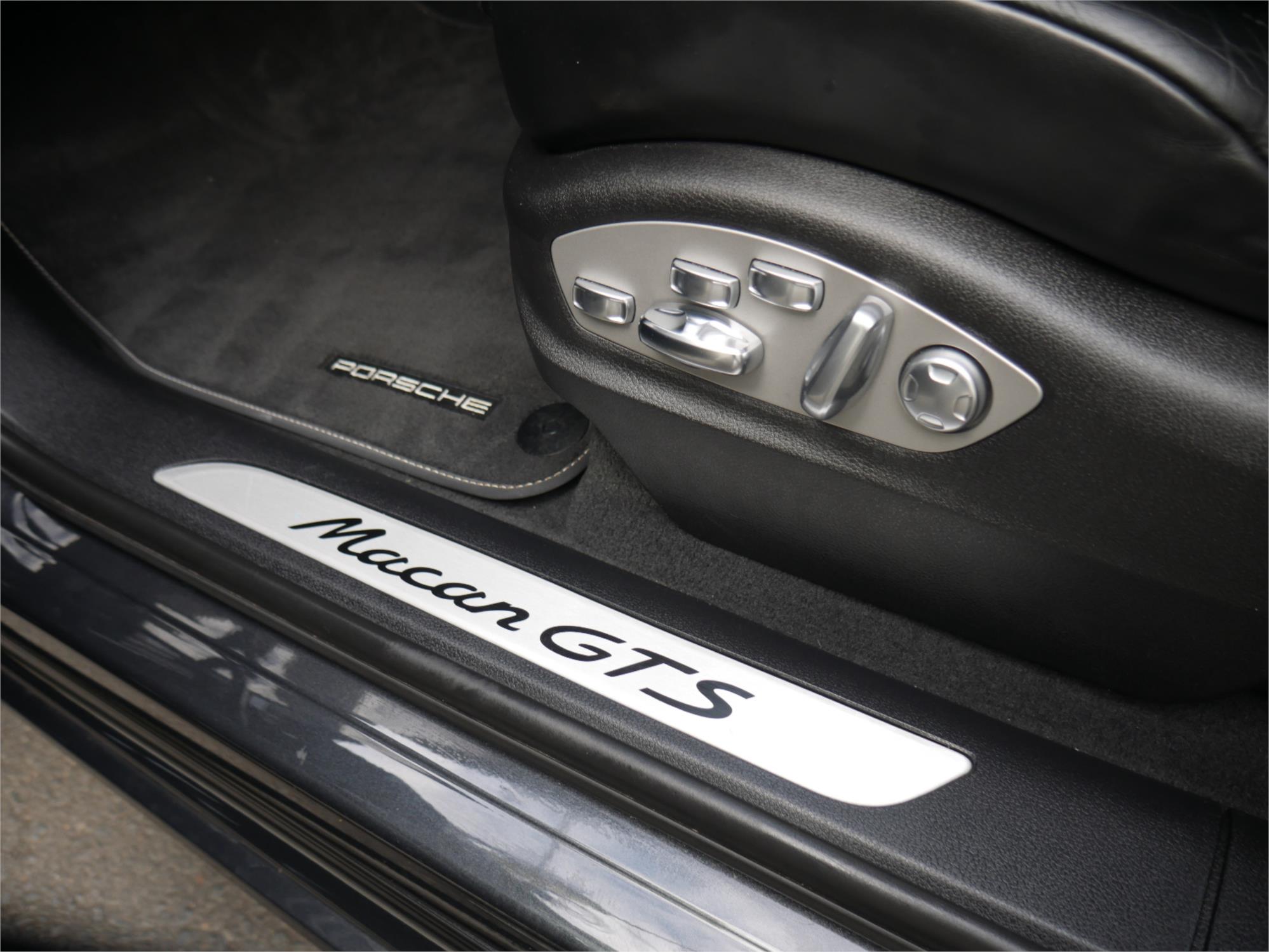 2018 PORSCHE MACAN 95B MY18 GTS 7 SP AUTO DUAL CLUTCH 4D WAGON