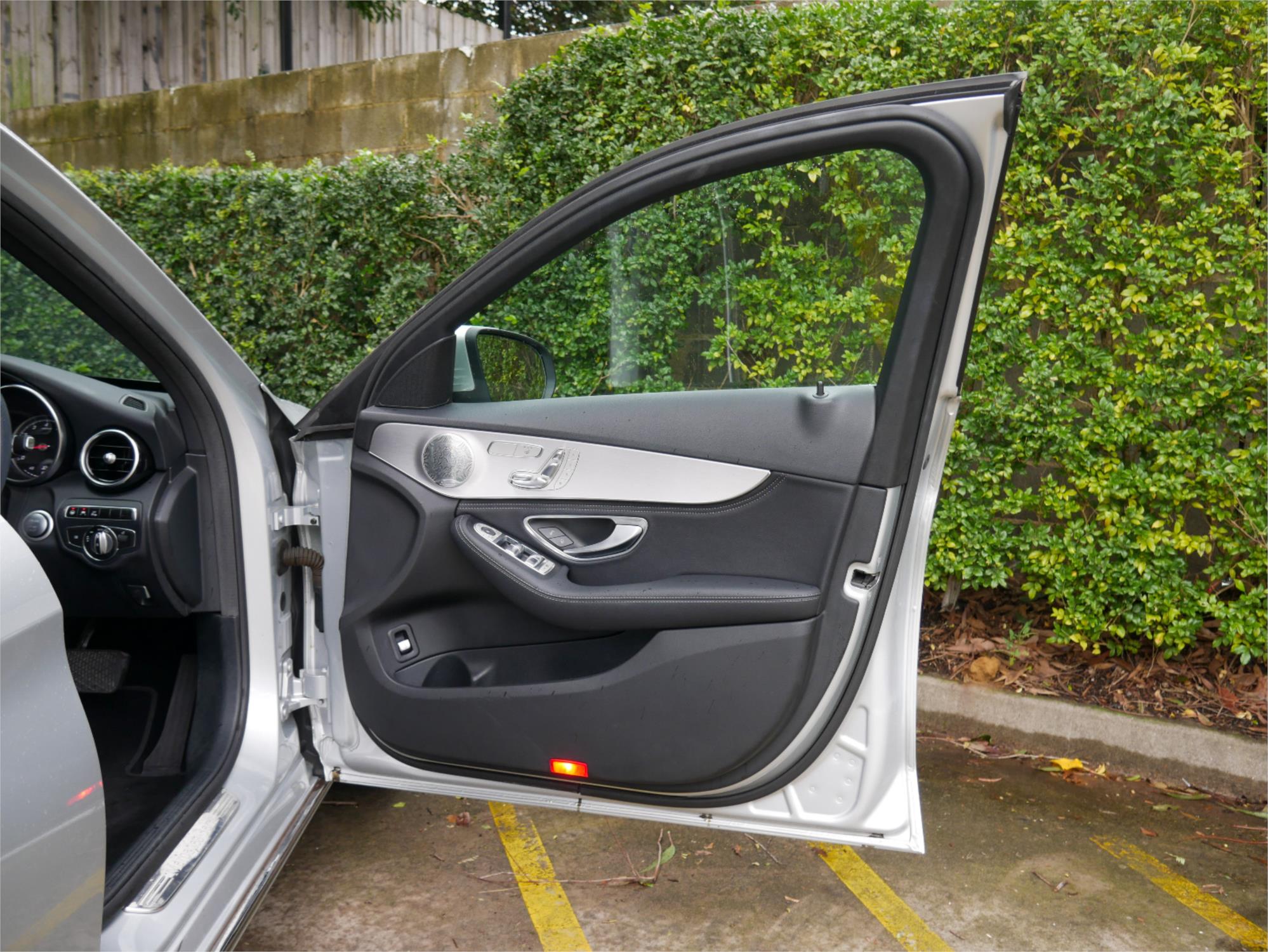 2015 MERCEDES-BENZ C250 205 7 SP AUTOMATIC 4D SEDAN