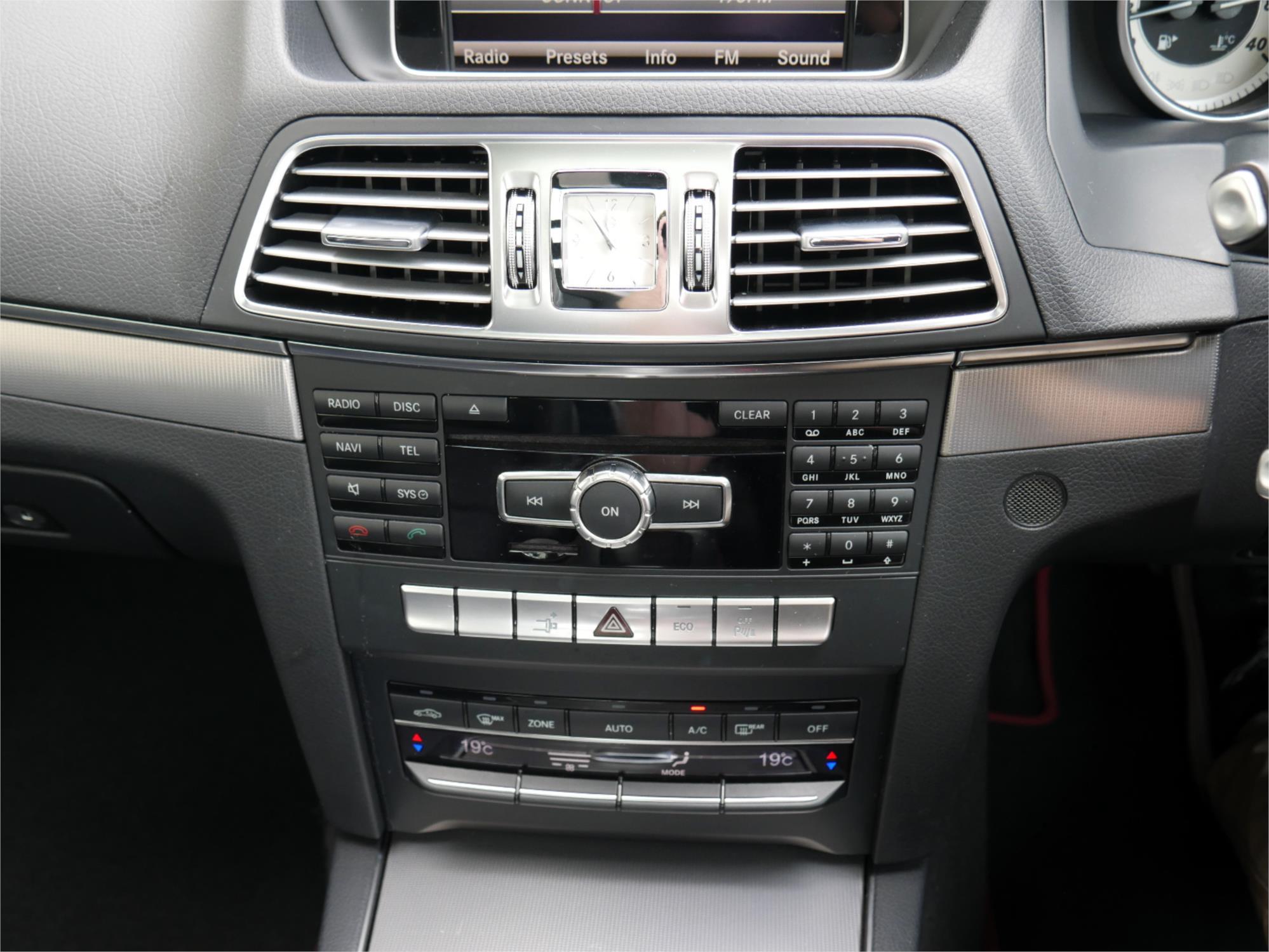 2013 MERCEDES-BENZ E400 207 MY13 7 SP AUTOMATIC 2D COUPE