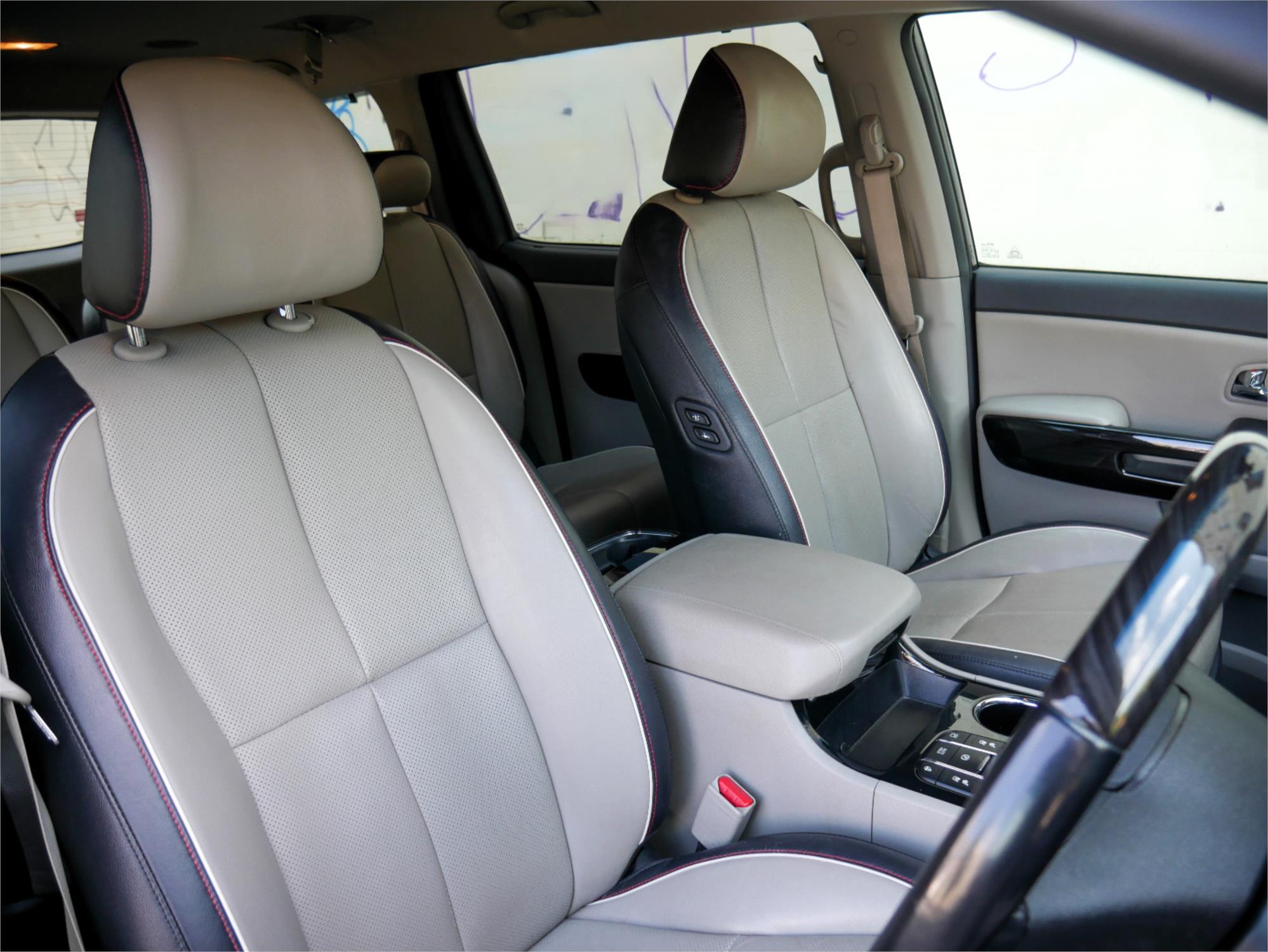 2018 KIA CARNIVAL YP PE MY19 PLATINUM 8 SP AUTOMATIC 4D WAGON