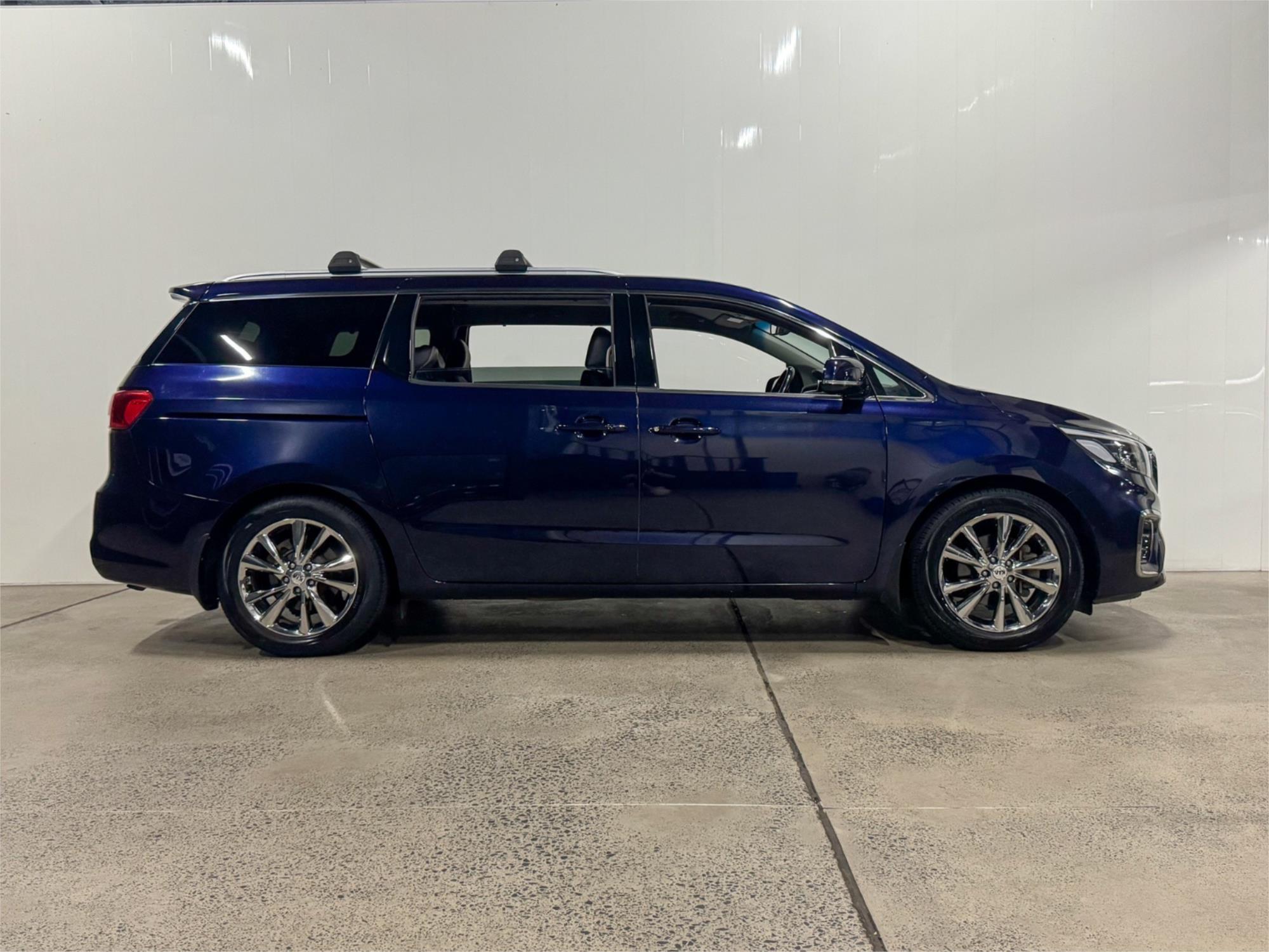 2018 KIA CARNIVAL YP PE MY19 PLATINUM 8 SP AUTOMATIC 4D WAGON