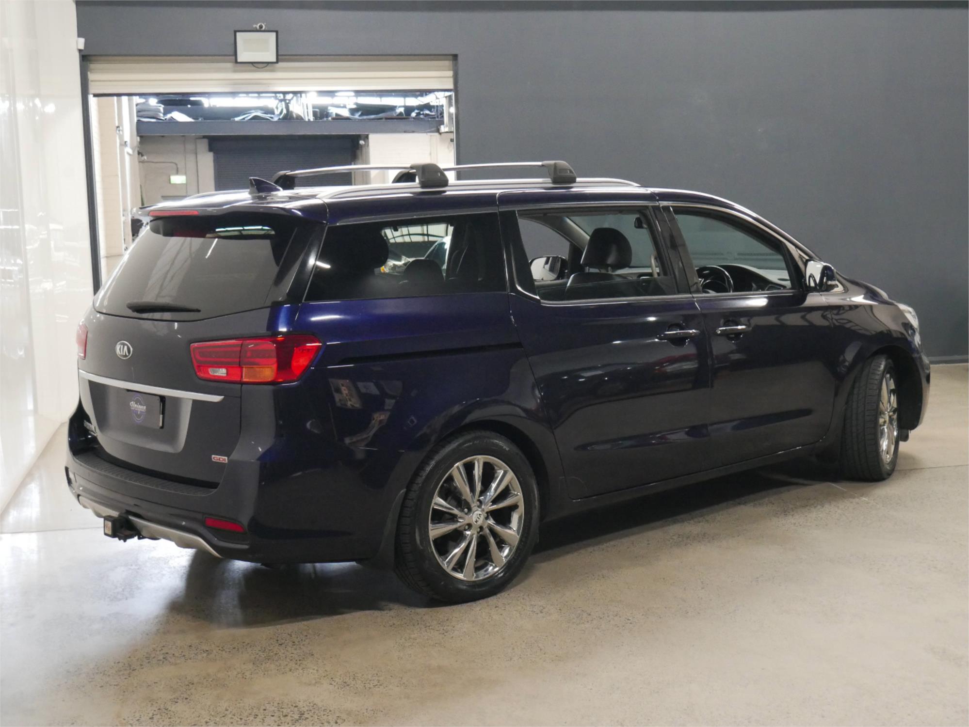 2018 KIA CARNIVAL YP PE MY19 PLATINUM 8 SP AUTOMATIC 4D WAGON