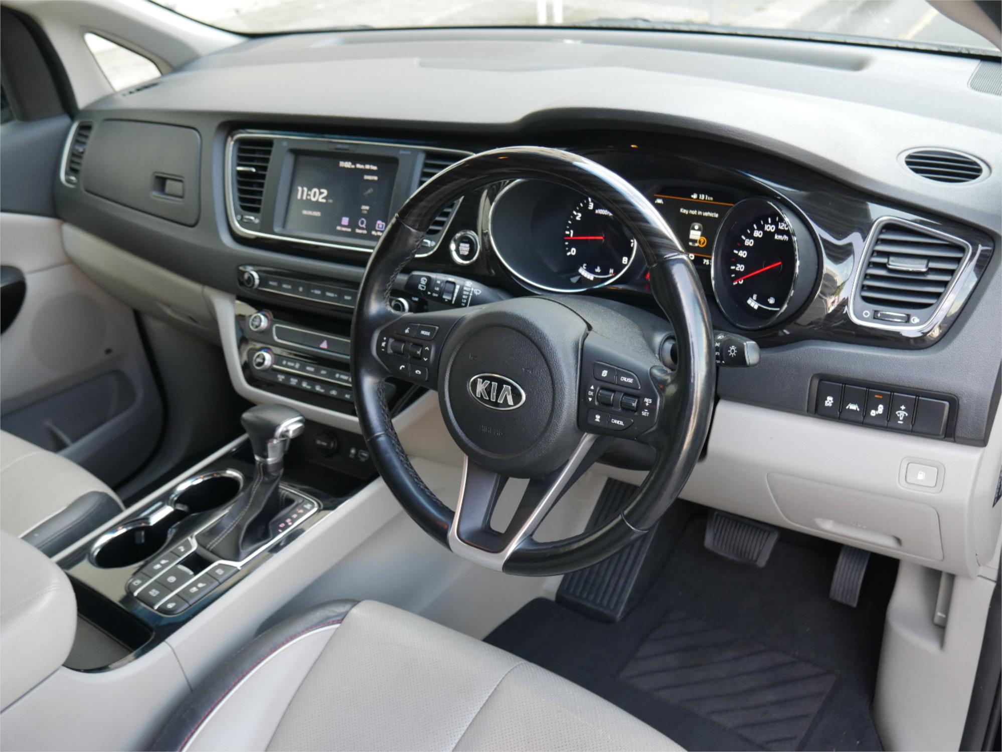 2018 KIA CARNIVAL YP PE MY19 PLATINUM 8 SP AUTOMATIC 4D WAGON