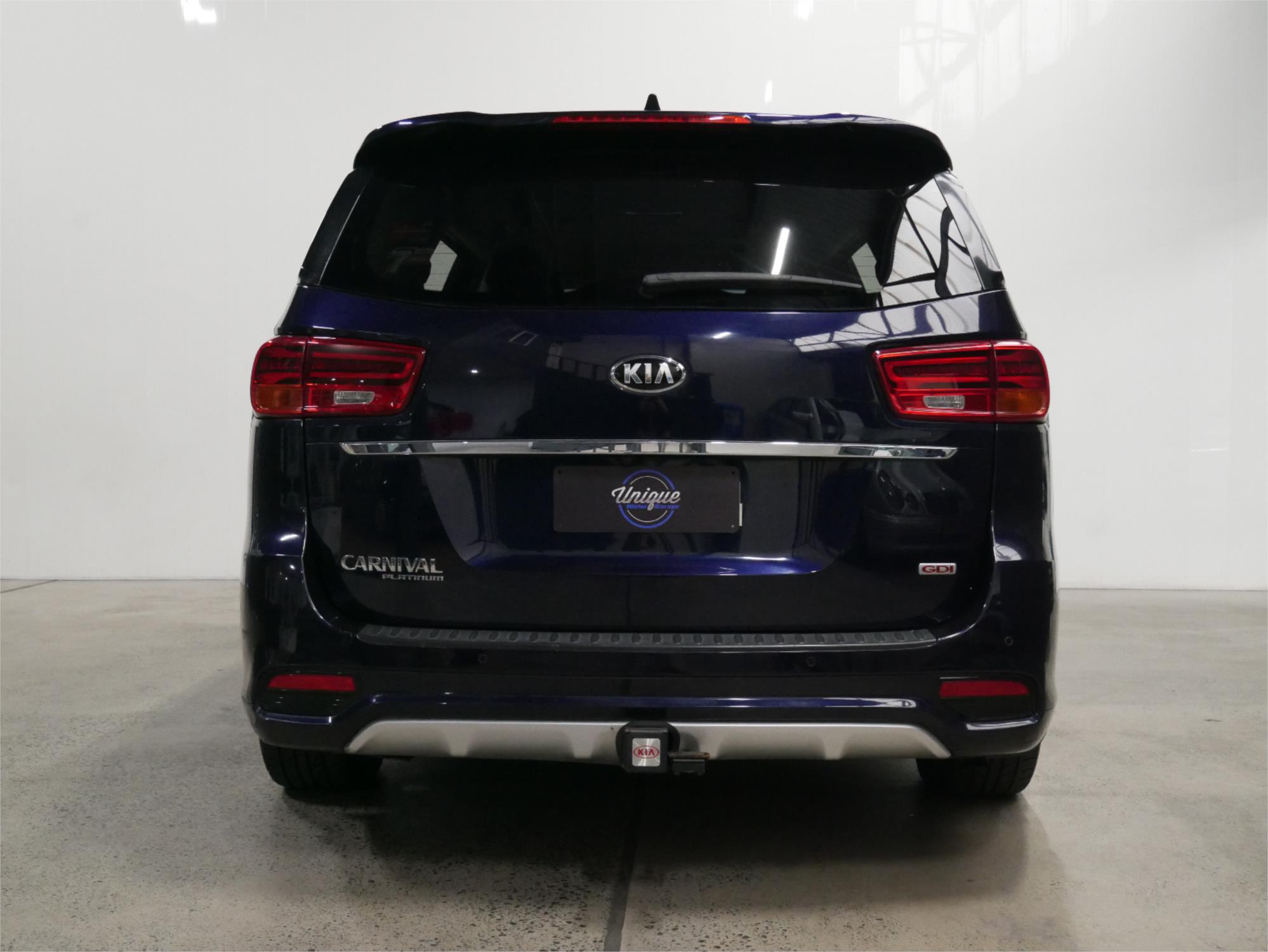2018 KIA CARNIVAL YP PE MY19 PLATINUM 8 SP AUTOMATIC 4D WAGON