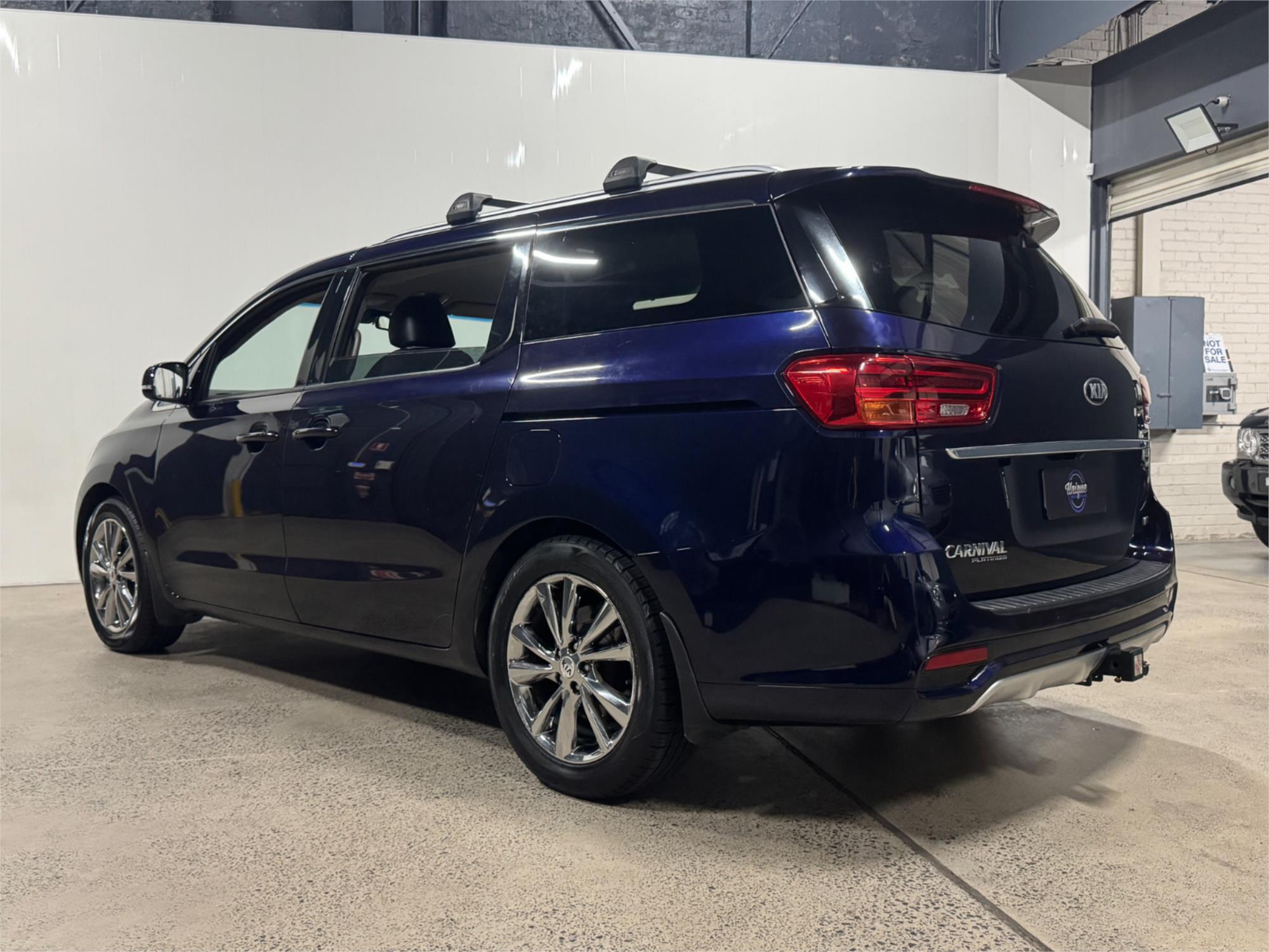 2018 KIA CARNIVAL YP PE MY19 PLATINUM 8 SP AUTOMATIC 4D WAGON