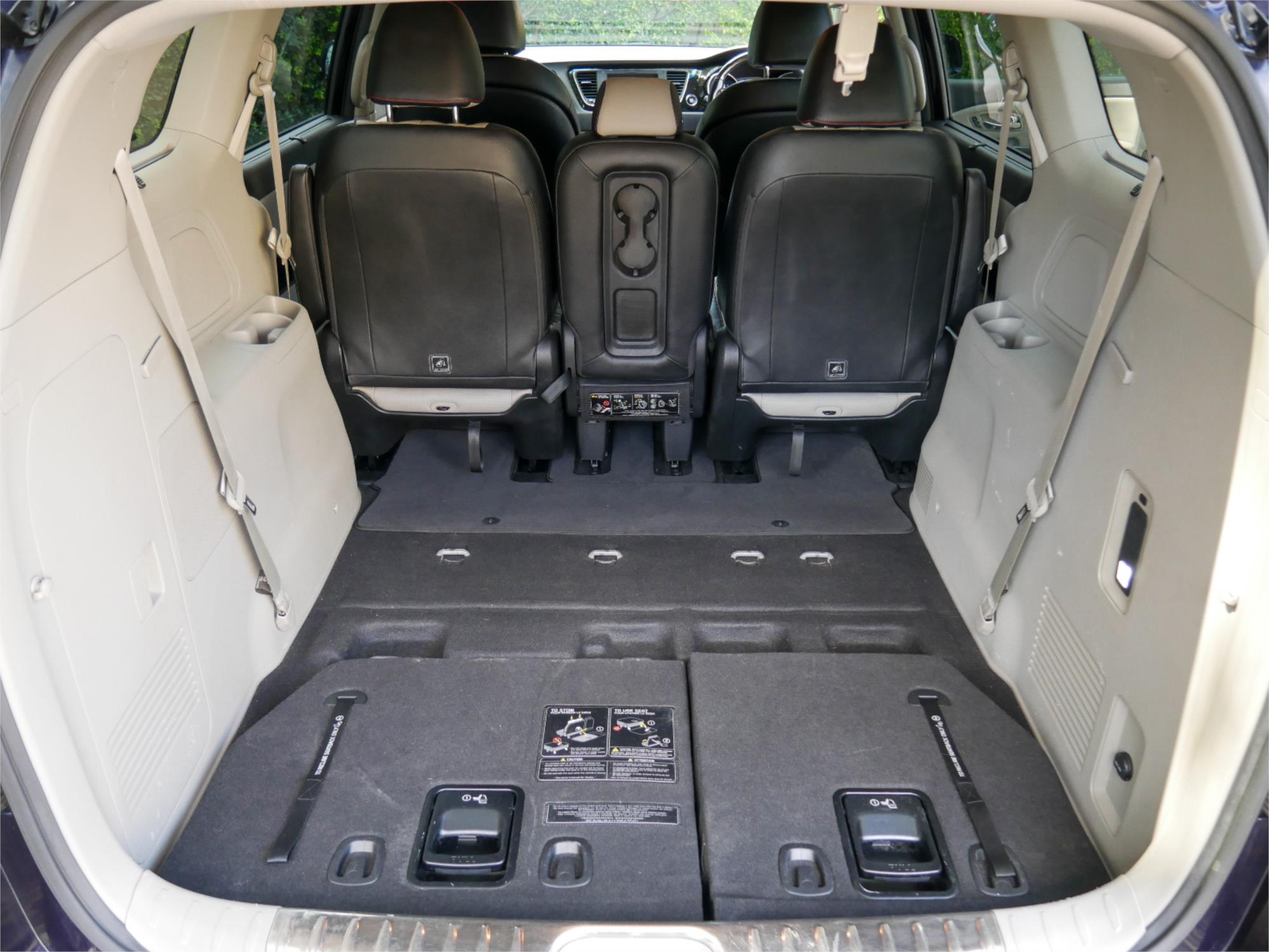 2018 KIA CARNIVAL YP PE MY19 PLATINUM 8 SP AUTOMATIC 4D WAGON