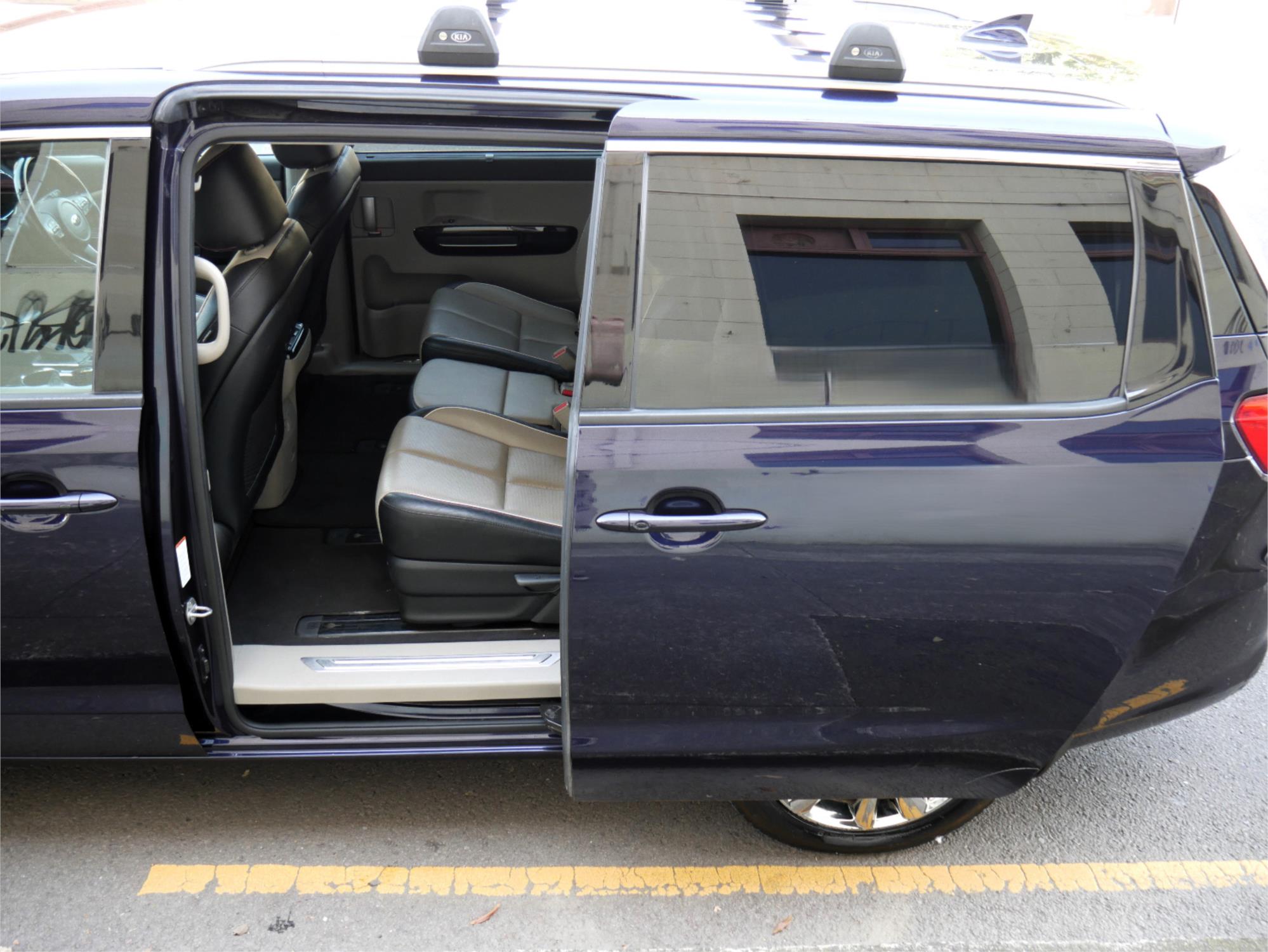 2018 KIA CARNIVAL YP PE MY19 PLATINUM 8 SP AUTOMATIC 4D WAGON