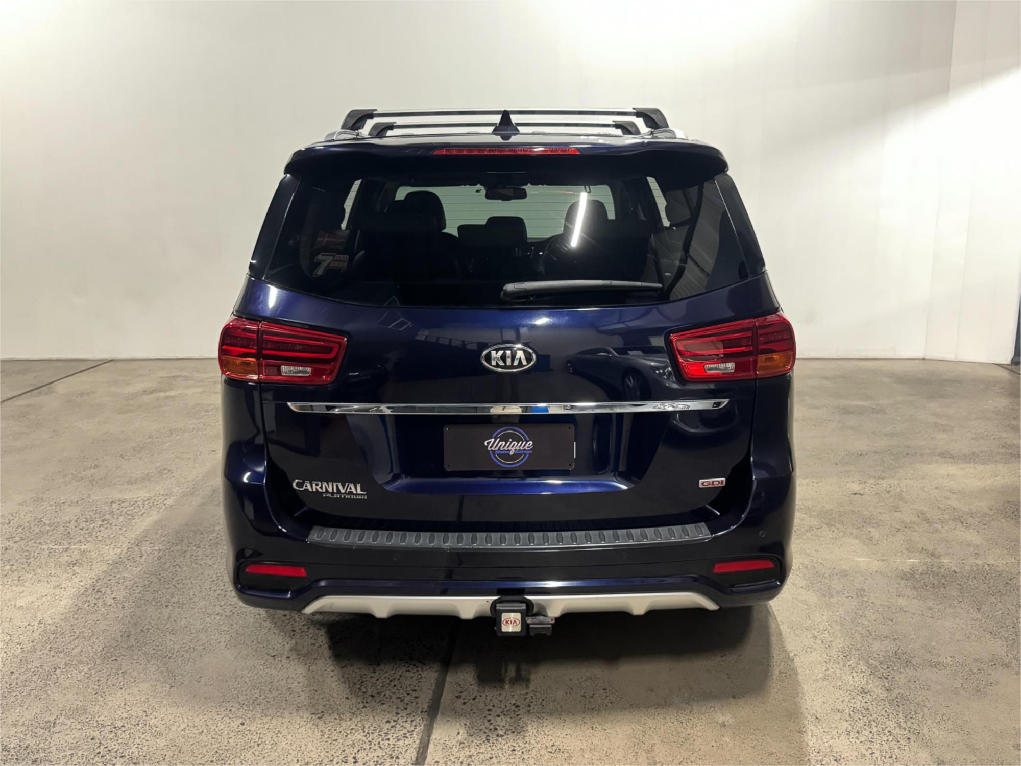 2018 KIA CARNIVAL YP PE MY19 PLATINUM 8 SP AUTOMATIC 4D WAGON