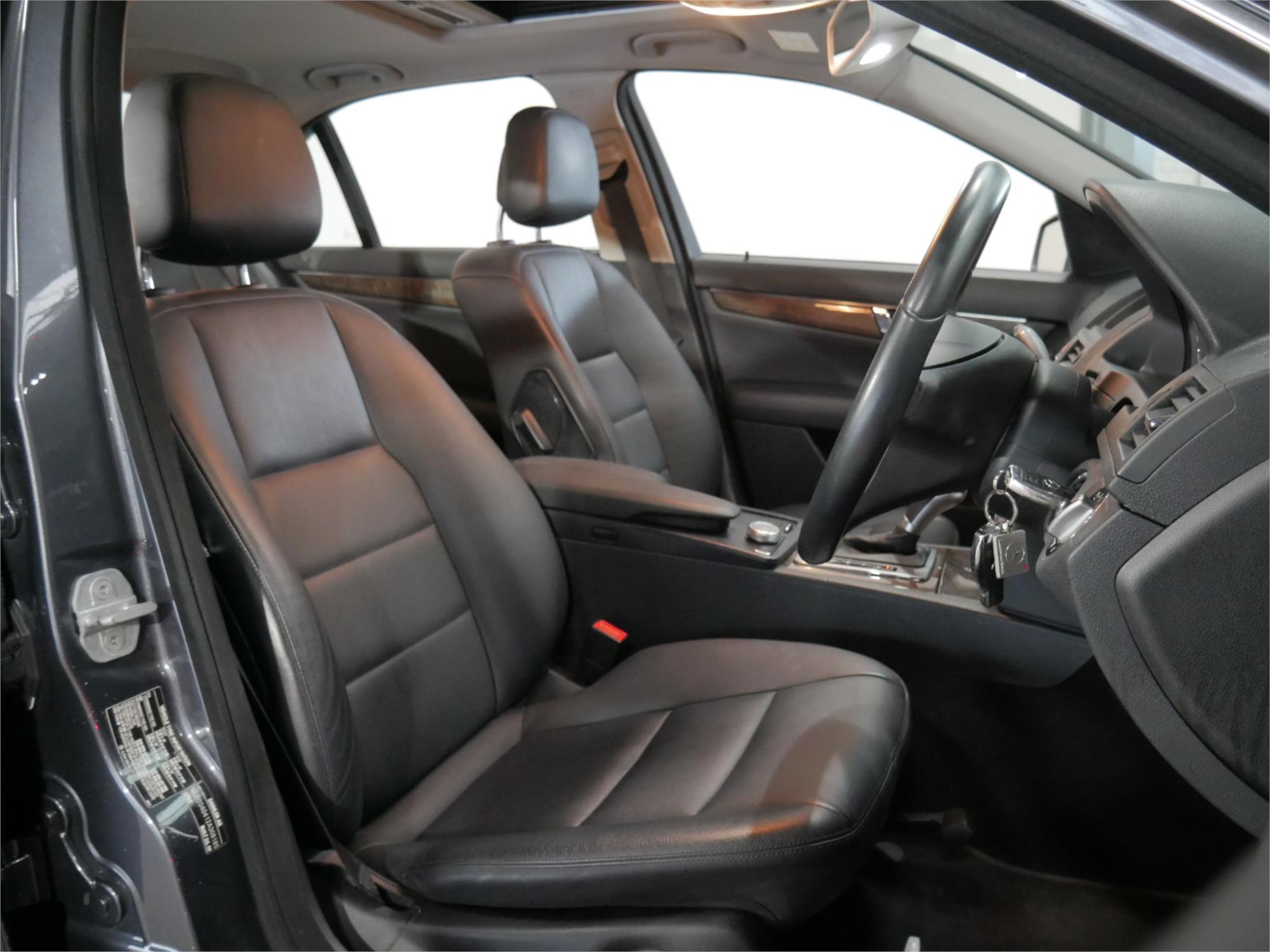 2009 MERCEDES-BENZ C200 W204 KOMPRESSOR AVANTGARDE 5 SP AUTOMATIC TIPSHIFT 4D SEDAN