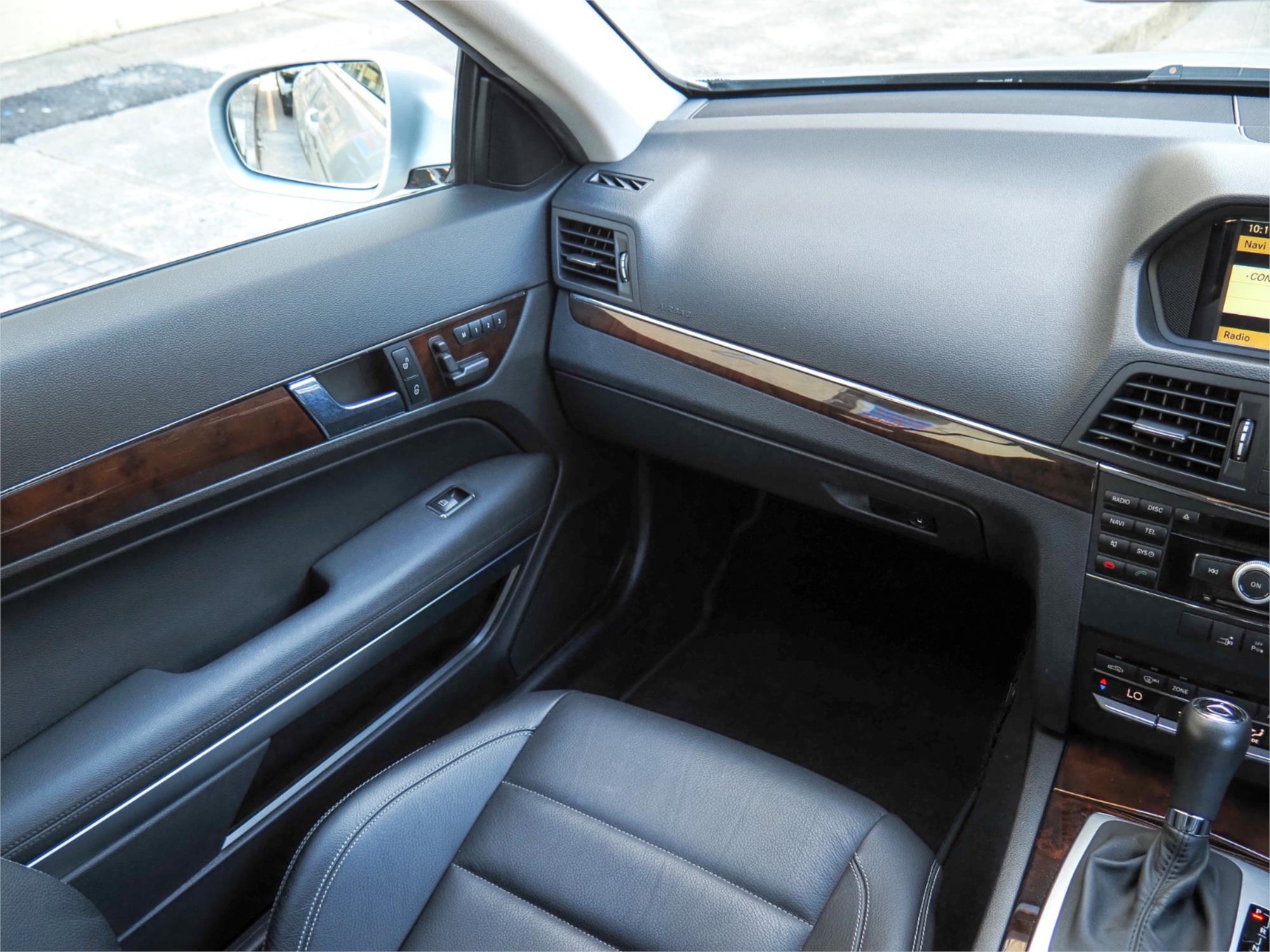 2009 MERCEDES-BENZ E250 207 CGI ELEGANCE 5 SP AUTOMATIC 2D COUPE