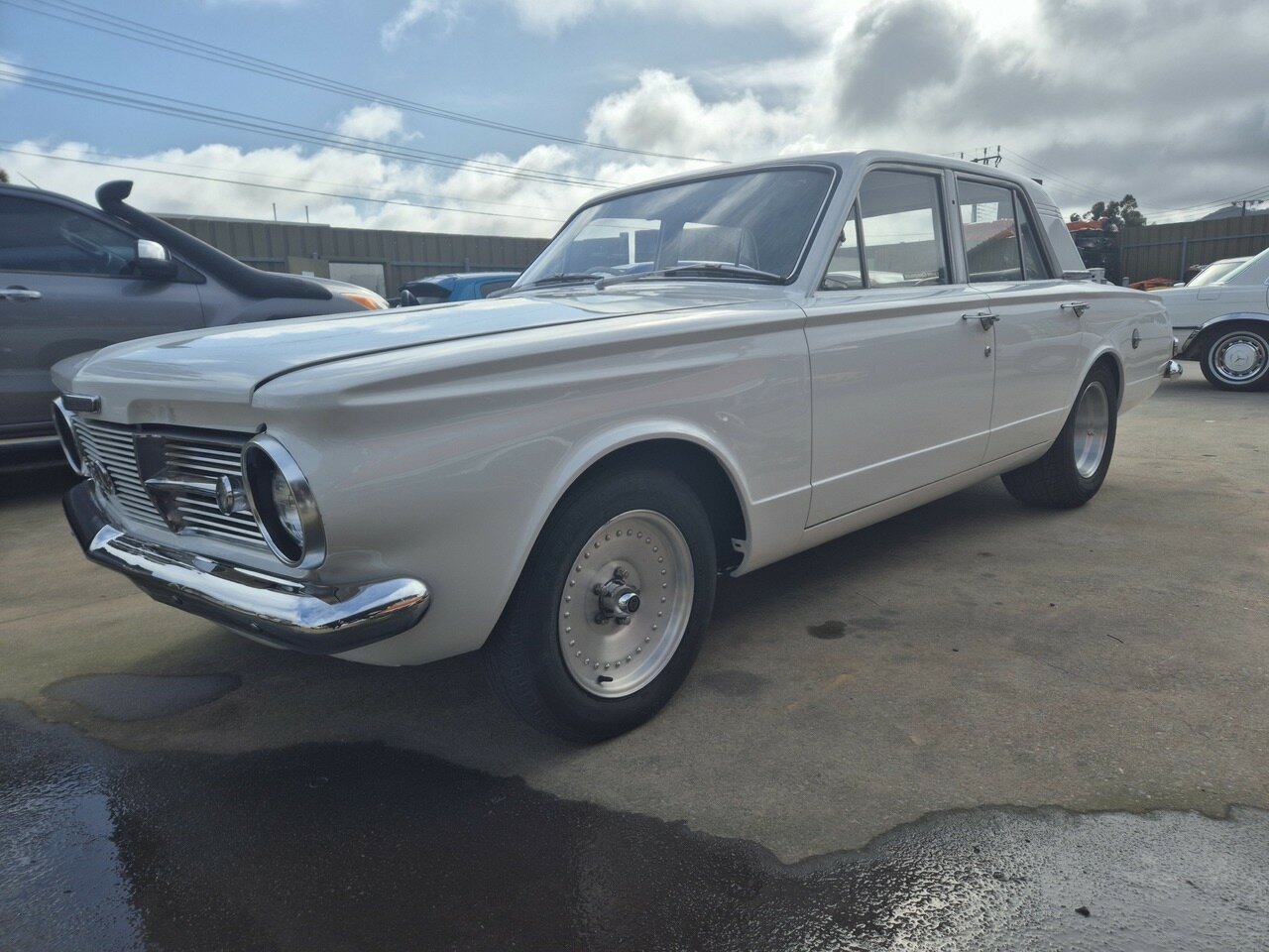 1965 CHRYSLER VALIANT AP6 SR 3 SP AUTOMATIC 4D SEDAN