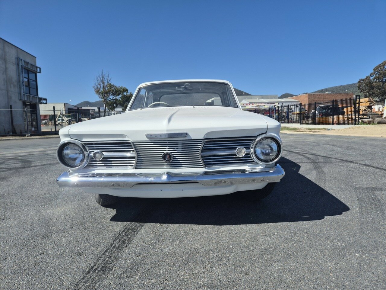 1965 CHRYSLER VALIANT AP6 SR 3 SP AUTOMATIC 4D SEDAN