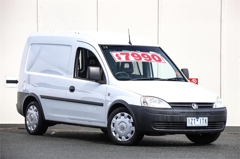 2010 HOLDEN COMBO XC MANUAL VAN