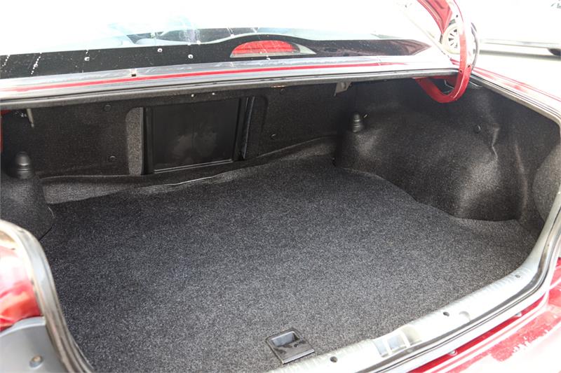1998 HOLDEN COMMODORE VT EXECUTIVE AUTOMATIC SEDAN