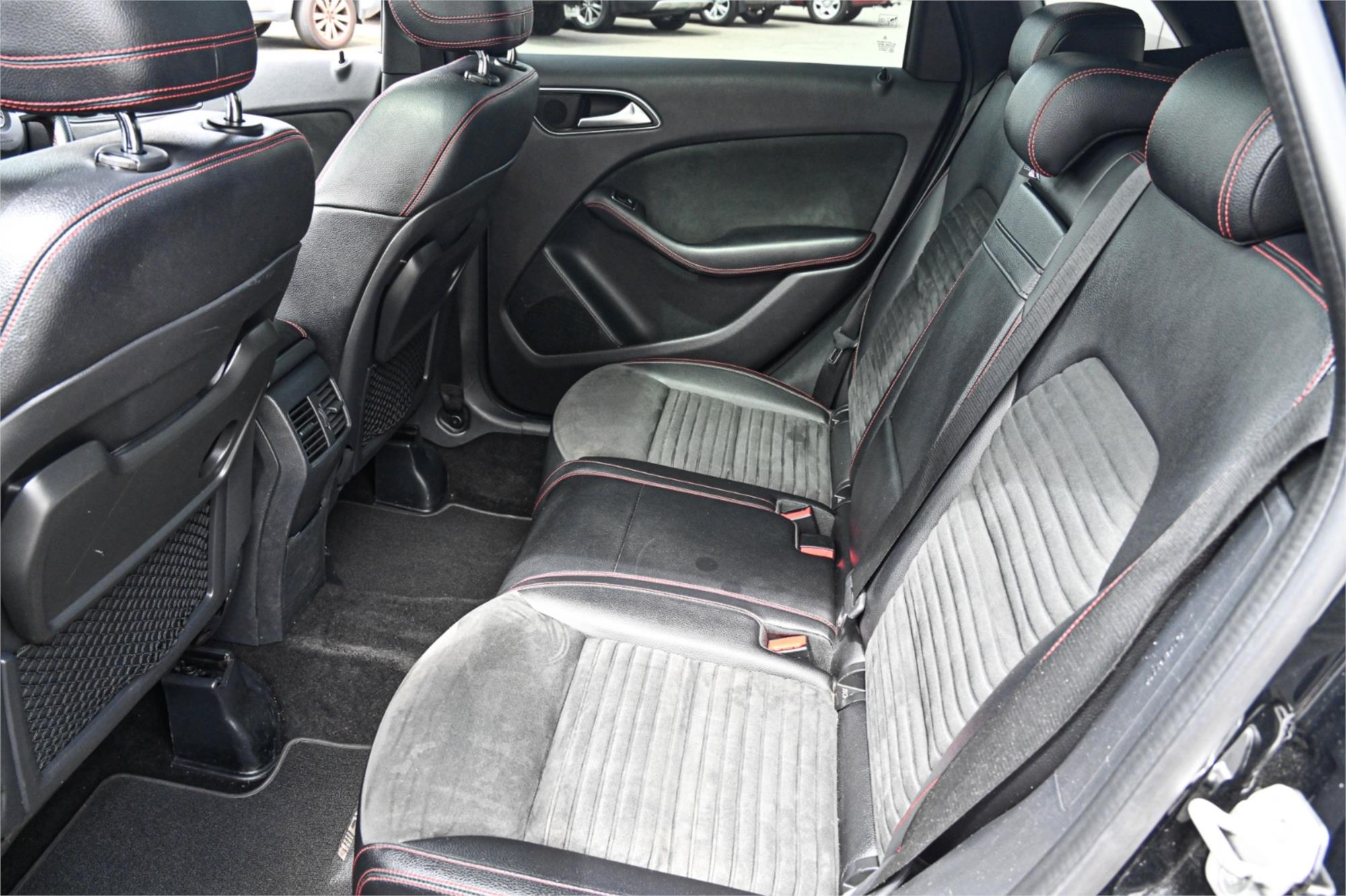 2015 MERCEDES-BENZ B250 246 MY15 4MATIC 7 SP AUTO DIRECT SHIFT 5D HATCHBACK