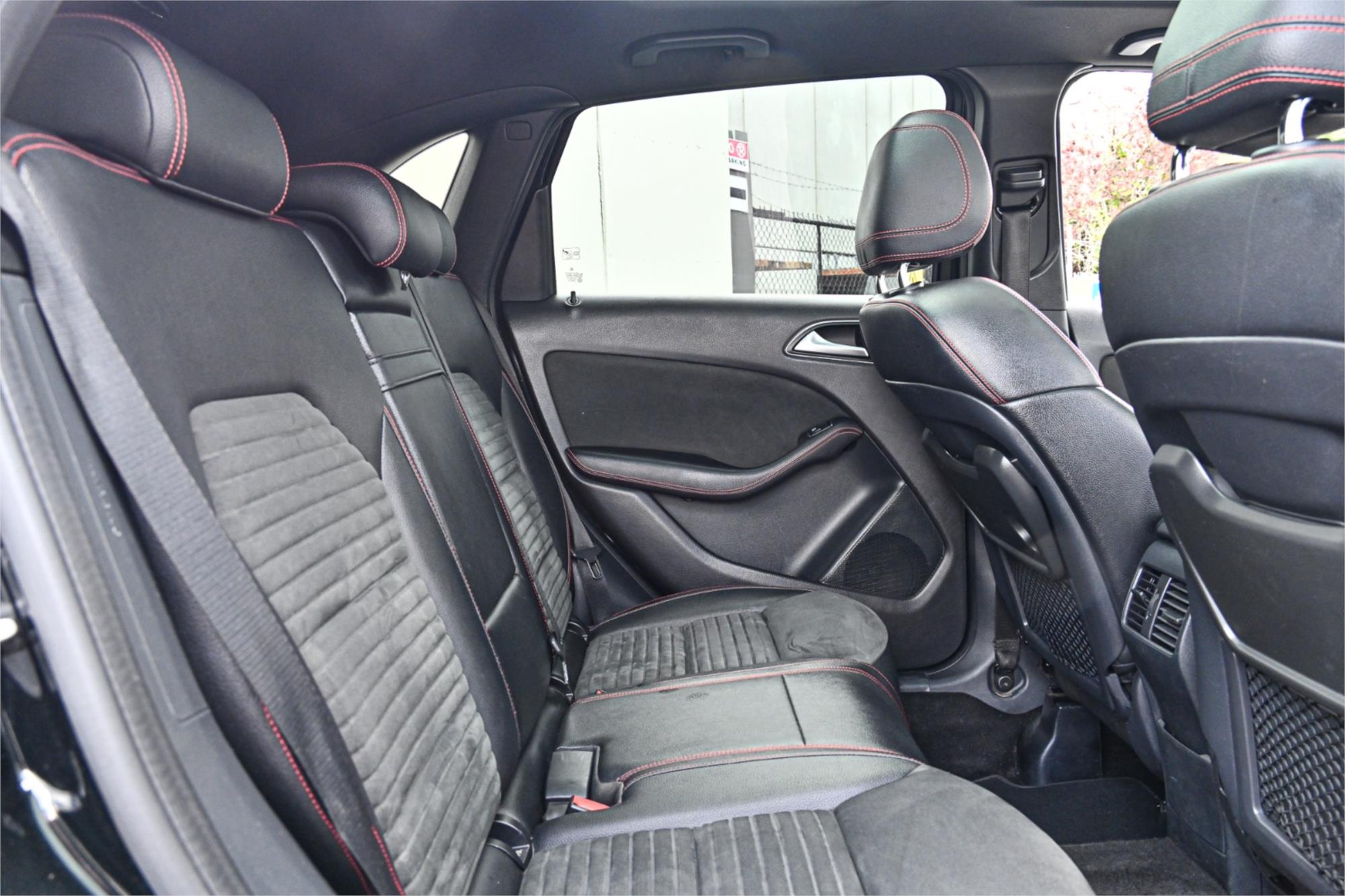 2015 MERCEDES-BENZ B250 246 MY15 4MATIC 7 SP AUTO DIRECT SHIFT 5D HATCHBACK