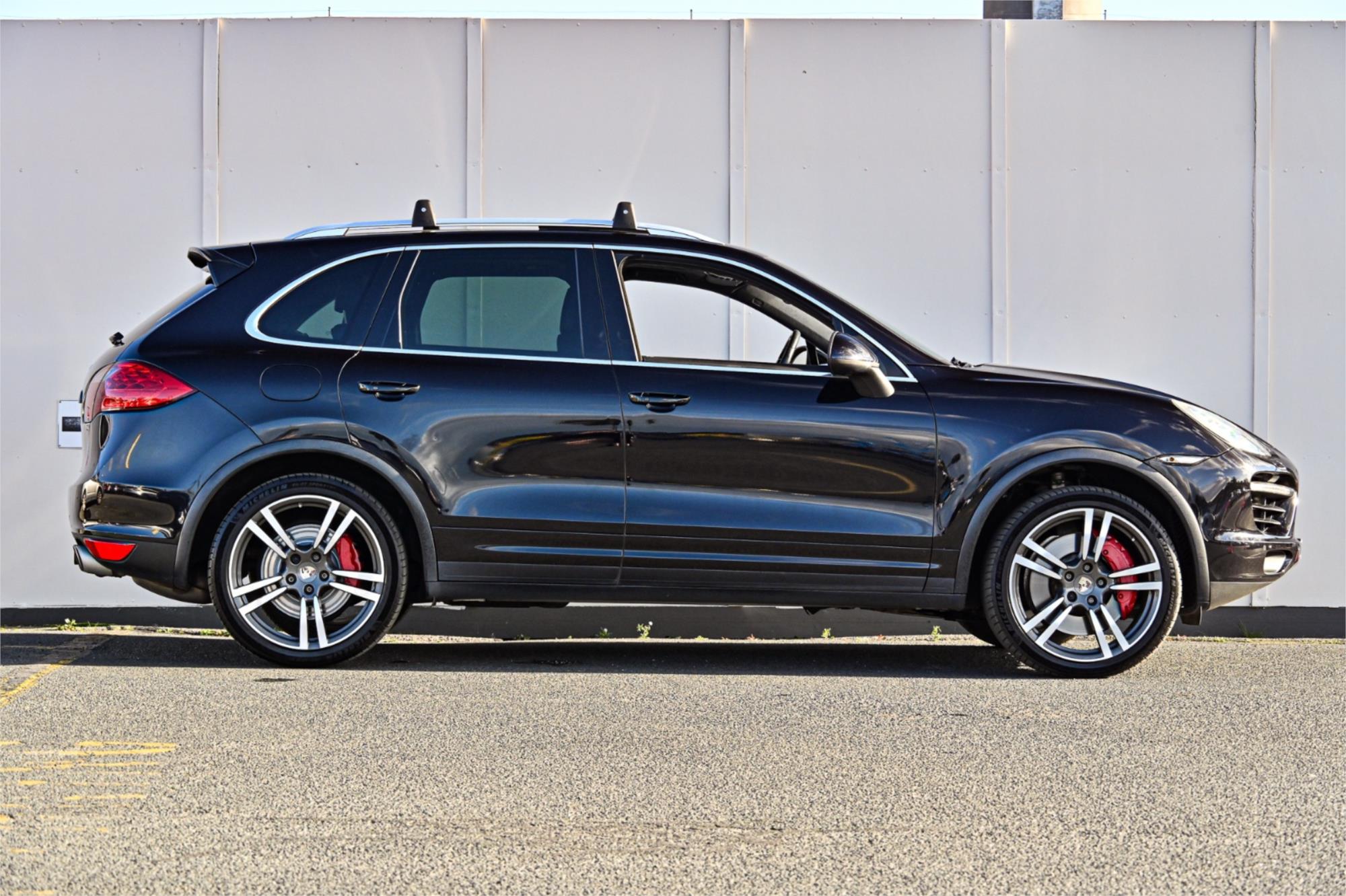 2011 PORSCHE CAYENNE SERIES 2 TURBO 8 SP AUTOMATIC TIPTRONIC 4D WAGON