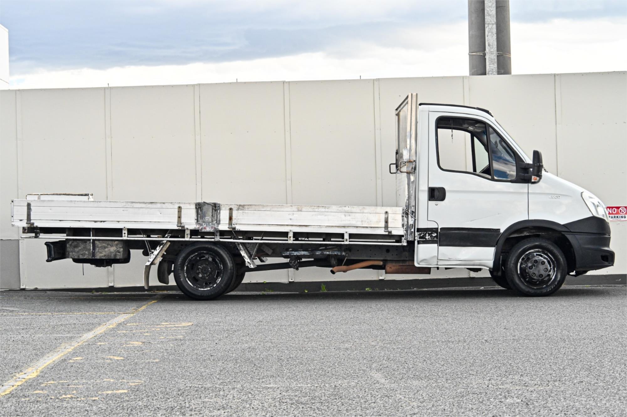2013 IVECO DAILY 45C17 MANUAL TRUCK
