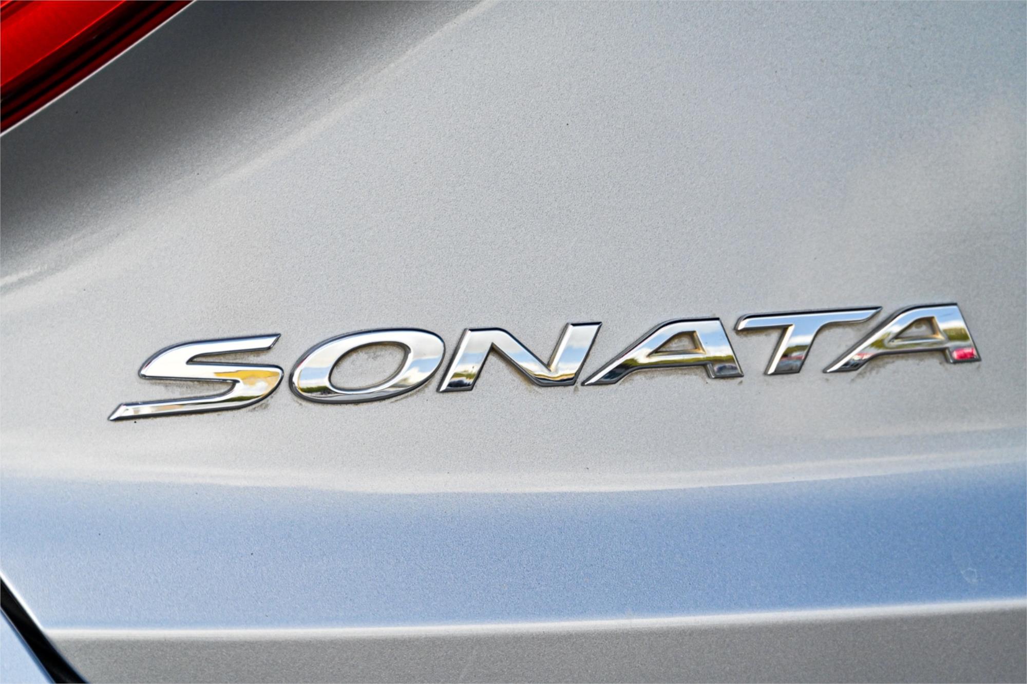 2015 HYUNDAI SONATA LF PREMIUM 6 SP AUTOMATIC 4D SEDAN