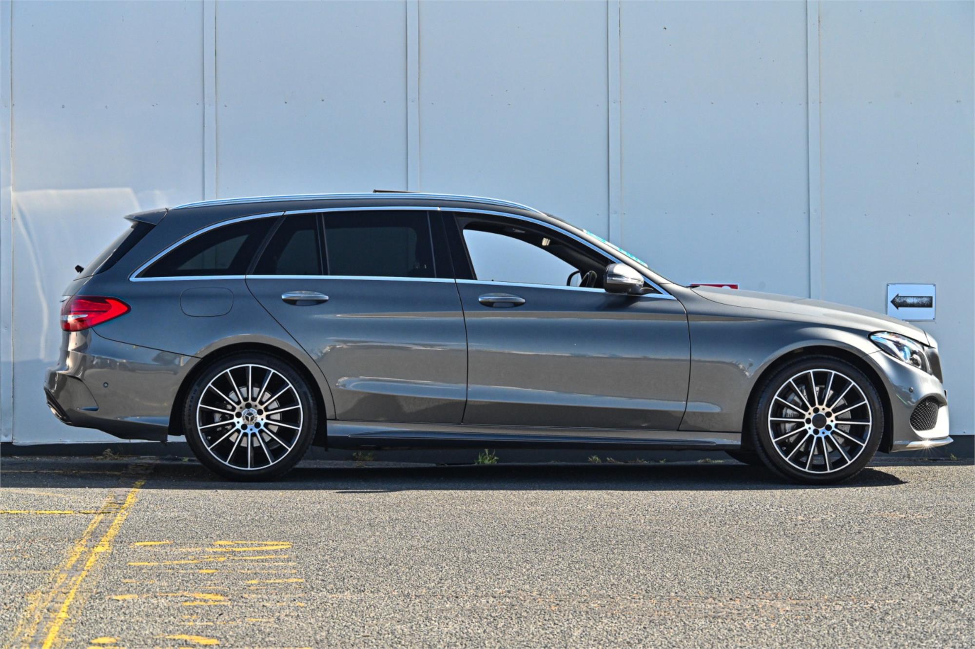 2018 MERCEDES-BENZ C300 205 MY18 9 SP AUTOMATIC G-TRONIC 4D ESTATE