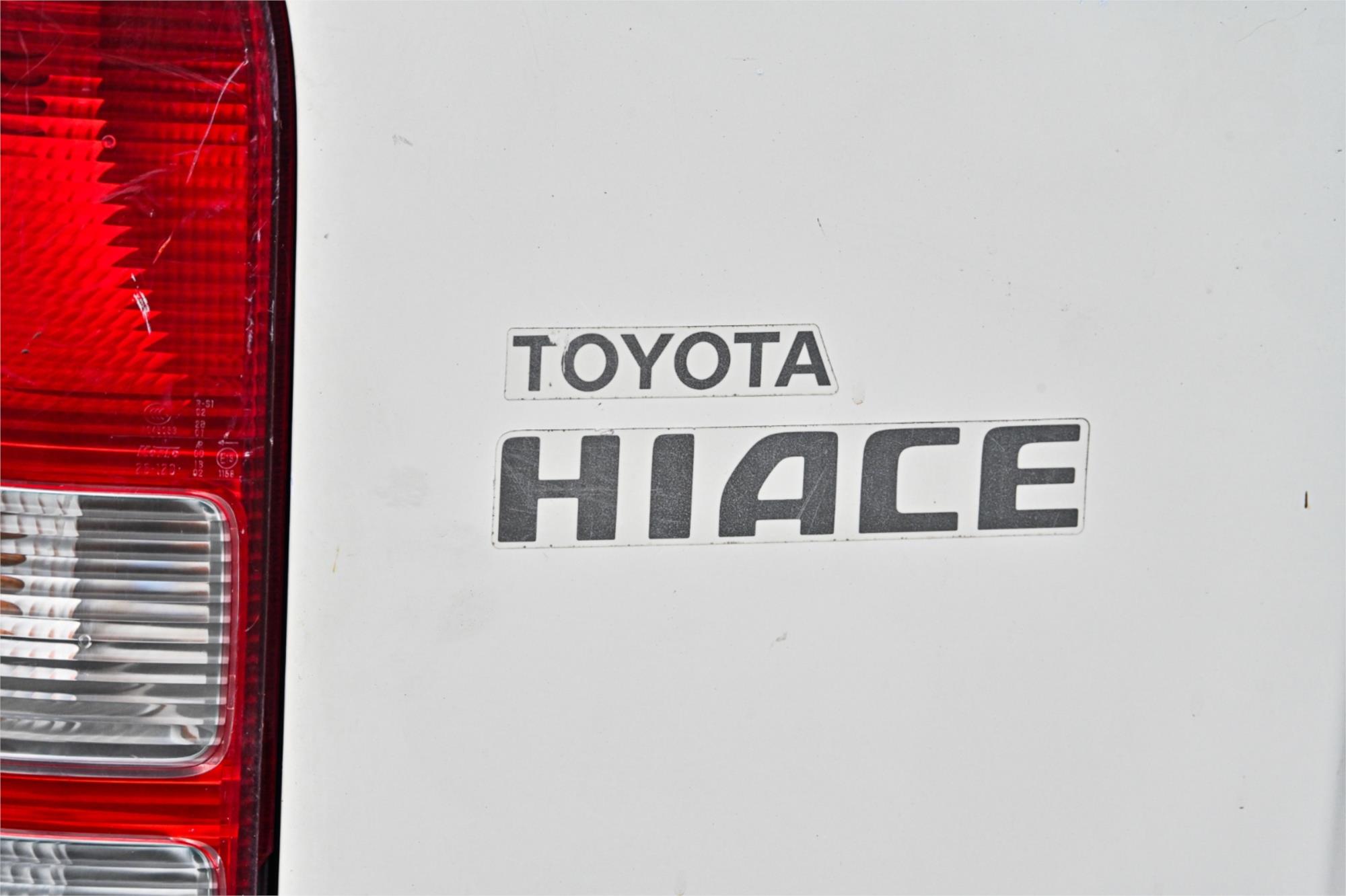 2013 TOYOTA HIACE KDH201R MY12 UPGRADE LWB 5 SP MANUAL 4D VAN
