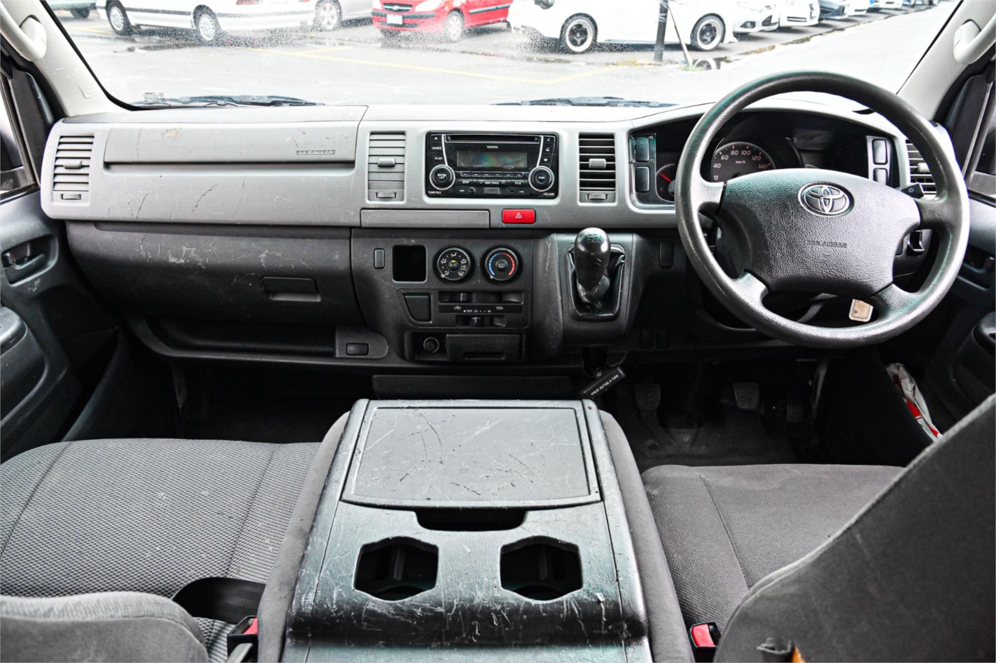 2013 TOYOTA HIACE KDH201R MY12 UPGRADE LWB 5 SP MANUAL 4D VAN