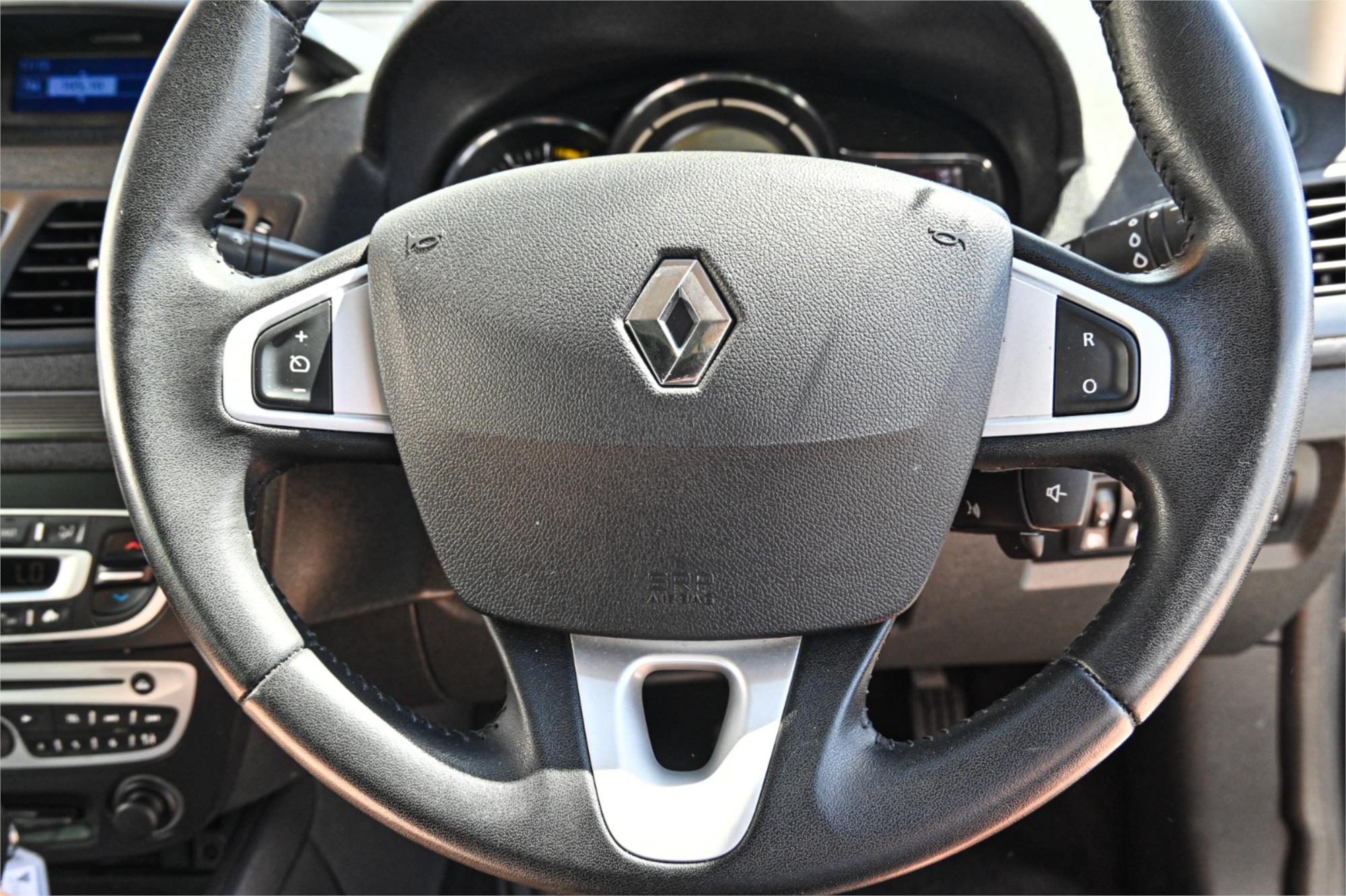2012 RENAULT MEGANE B32 III DYNAMIQUE CONTINUOUS VARIABLE HATCHBACK