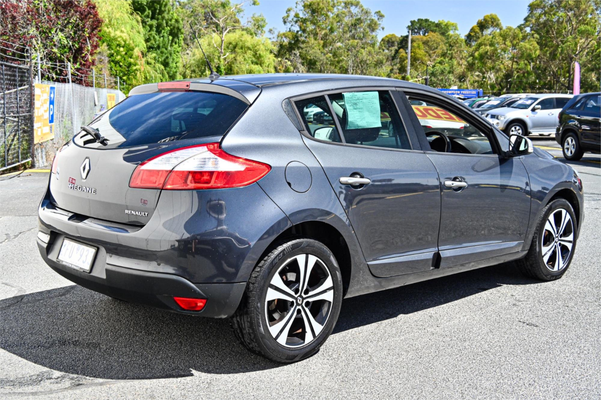 2012 RENAULT MEGANE B32 III DYNAMIQUE CONTINUOUS VARIABLE HATCHBACK
