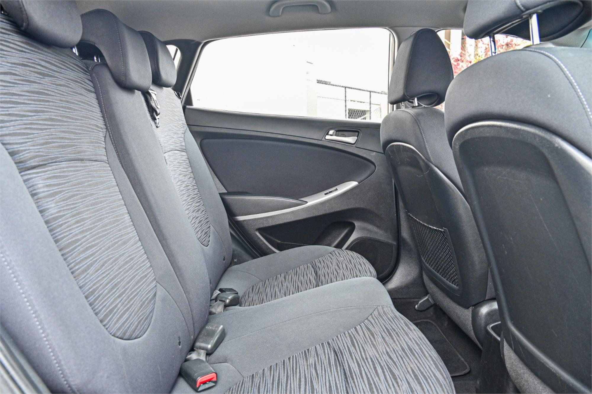 2016 HYUNDAI ACCENT RB4 MY17 ACTIVE CVT AUTO 6 SPEED 5D HATCHBACK