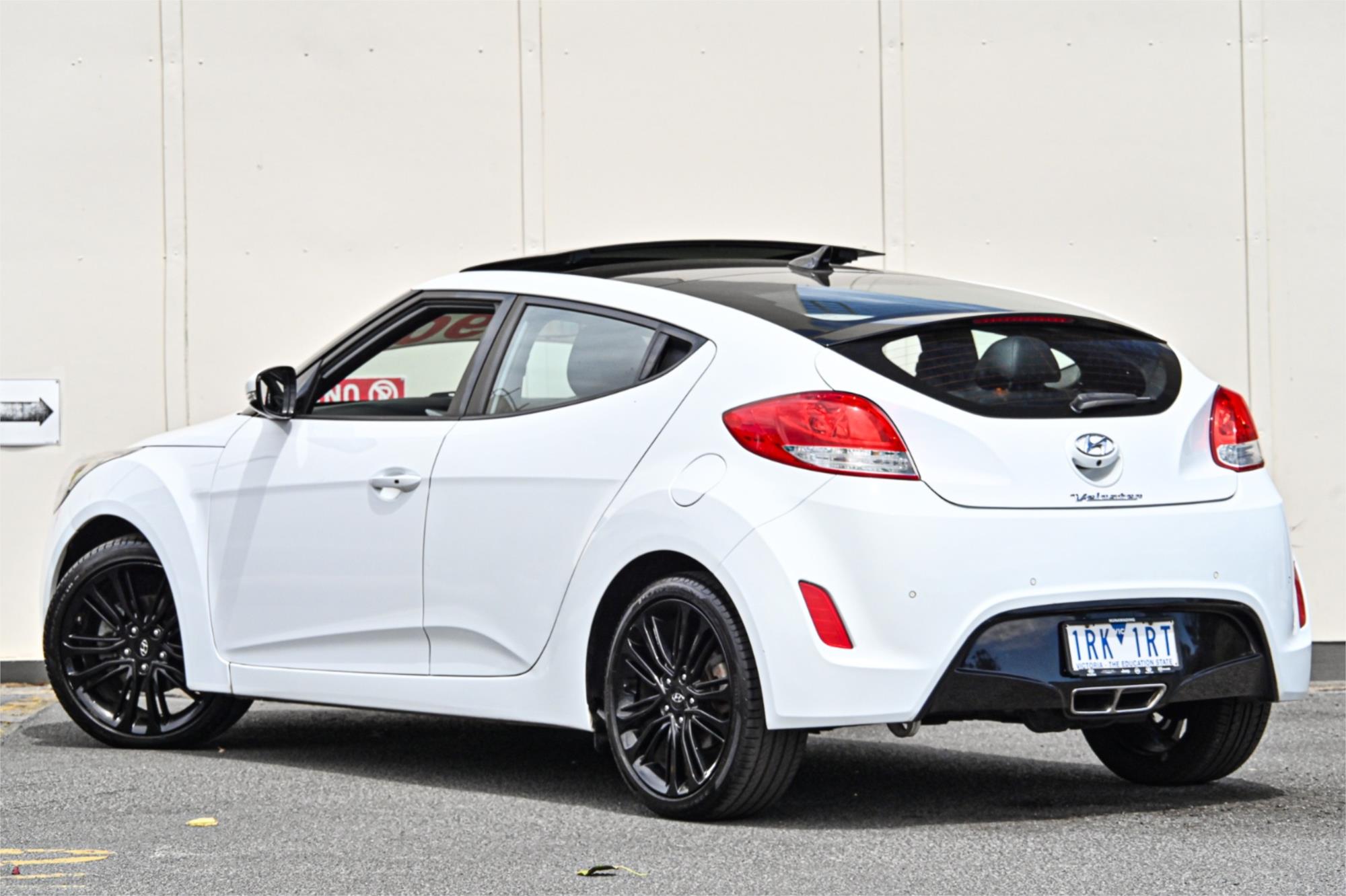 2017 HYUNDAI VELOSTER FS5 SERIES 2 MY16 6 SP AUTO DUAL CLUTCH 3D COUPE