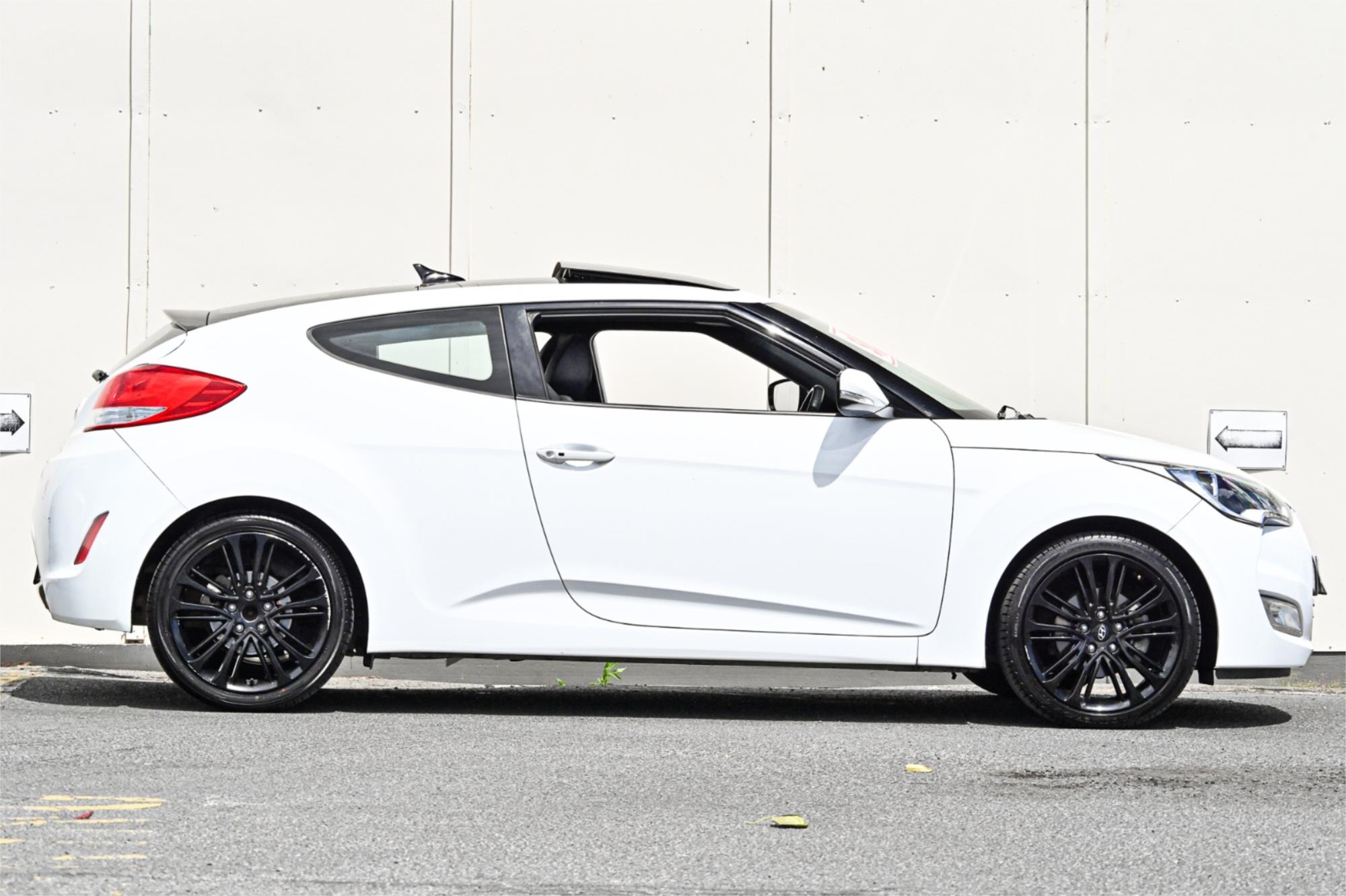 2017 HYUNDAI VELOSTER FS5 SERIES 2 MY16 6 SP AUTO DUAL CLUTCH 3D COUPE