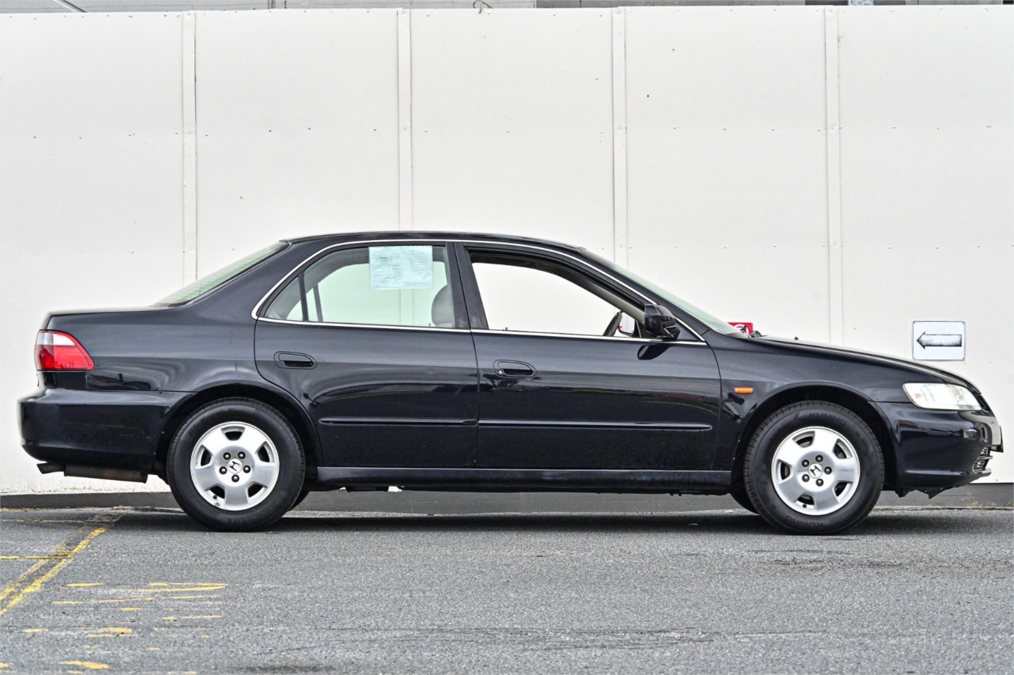 2001 HONDA ACCORD V6 4 SP AUTOMATIC 4D SEDAN