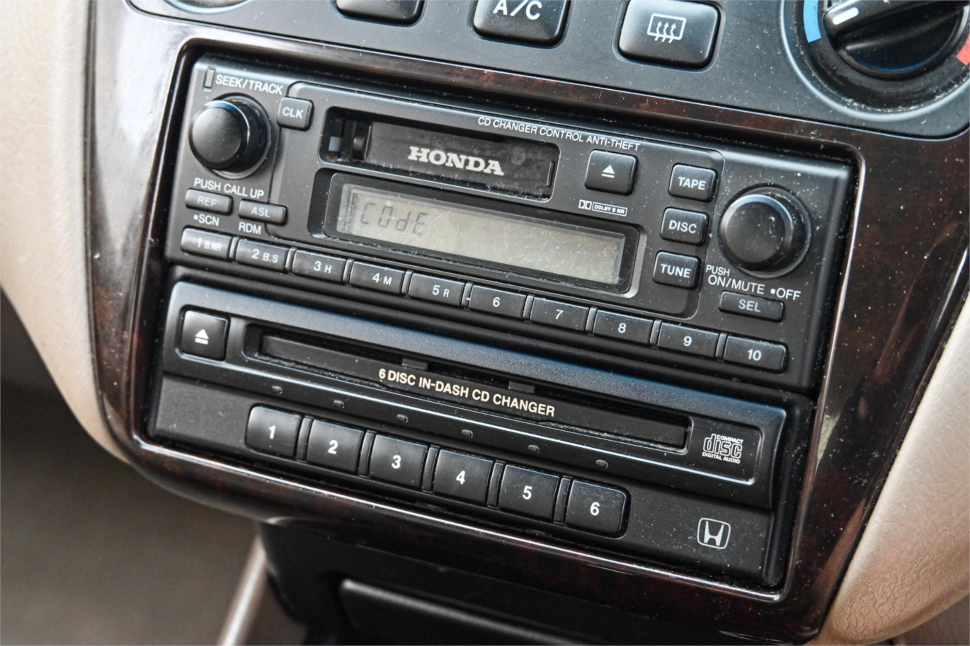 2001 HONDA ACCORD V6 4 SP AUTOMATIC 4D SEDAN
