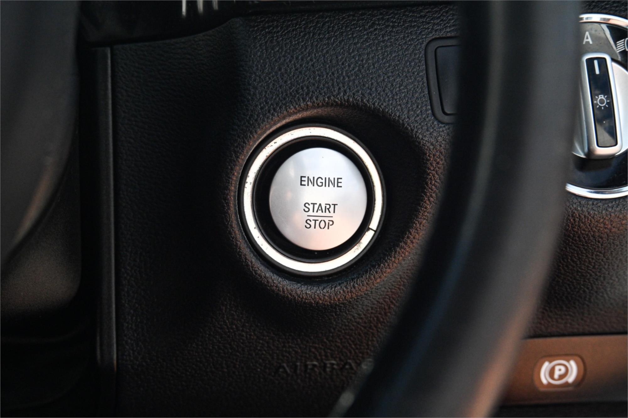 2010 MERCEDES-BENZ E250 212 CGI AVANTGARDE 5 SP AUTOMATIC 4D SEDAN
